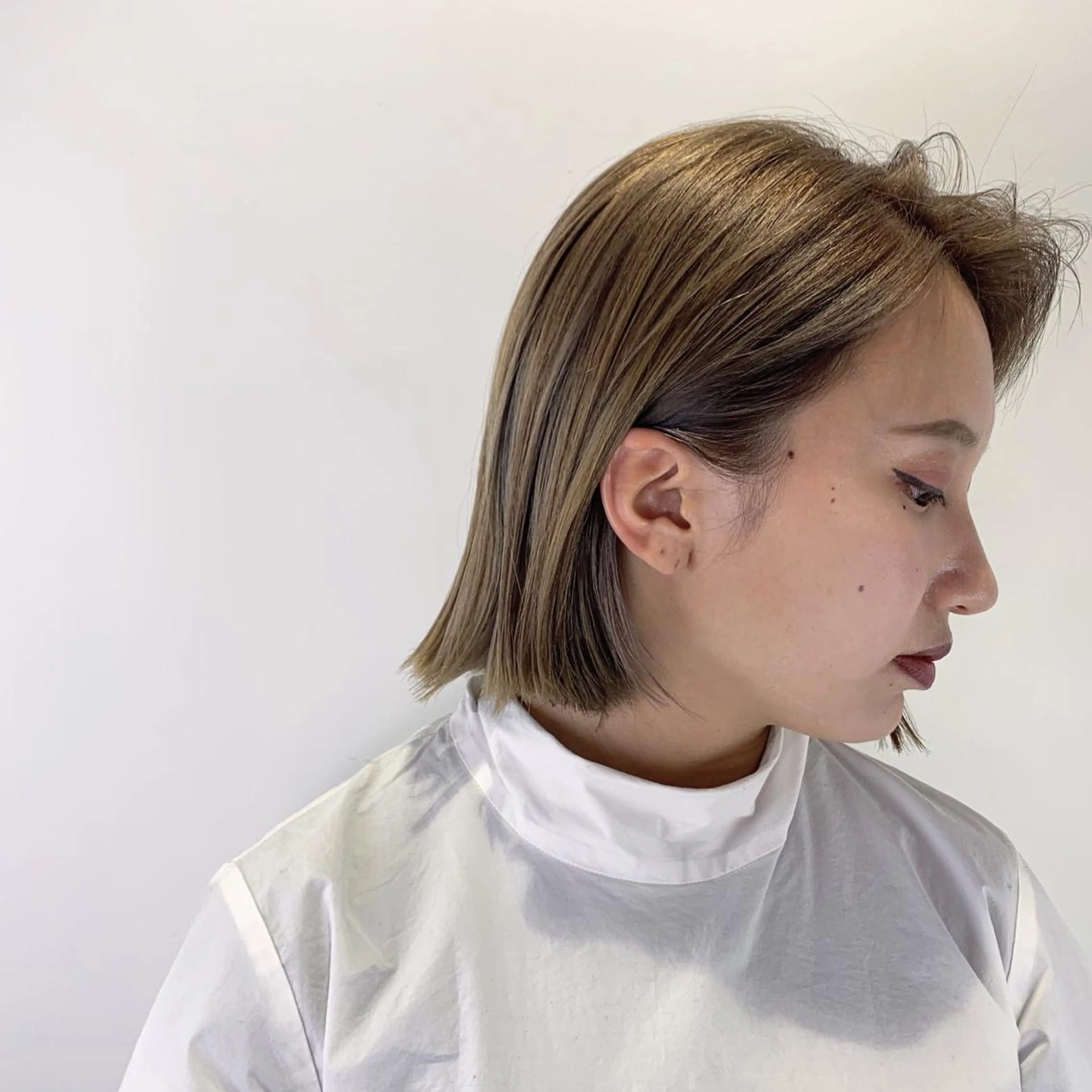 ショート カラー ブロンド ダブルカラー パーマ/ボブ 豊浦翔太のヘアスタイル