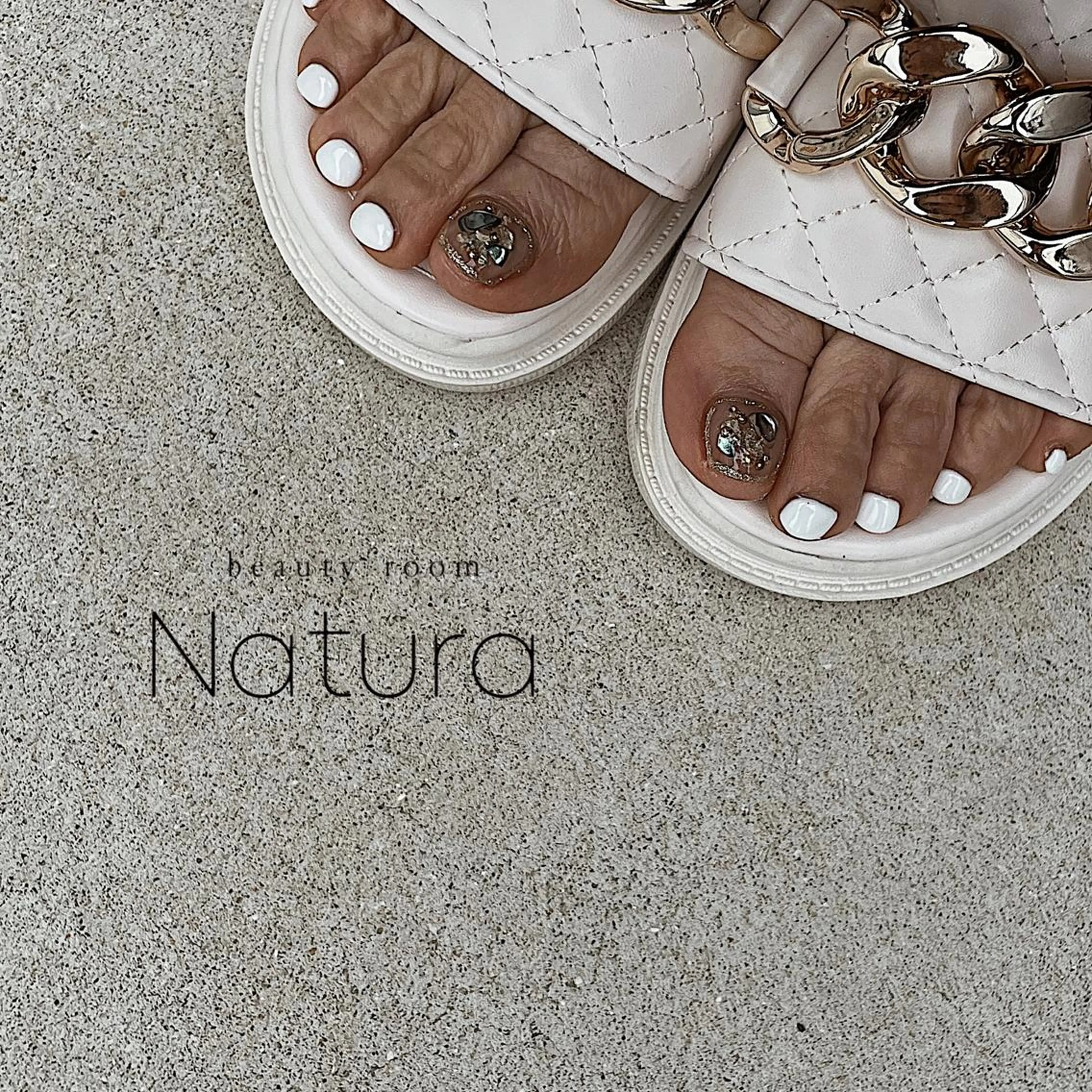 ネイル マツエク・マツパ アイブロウ フットネイル beautyroom Naturaのネイルデザイン