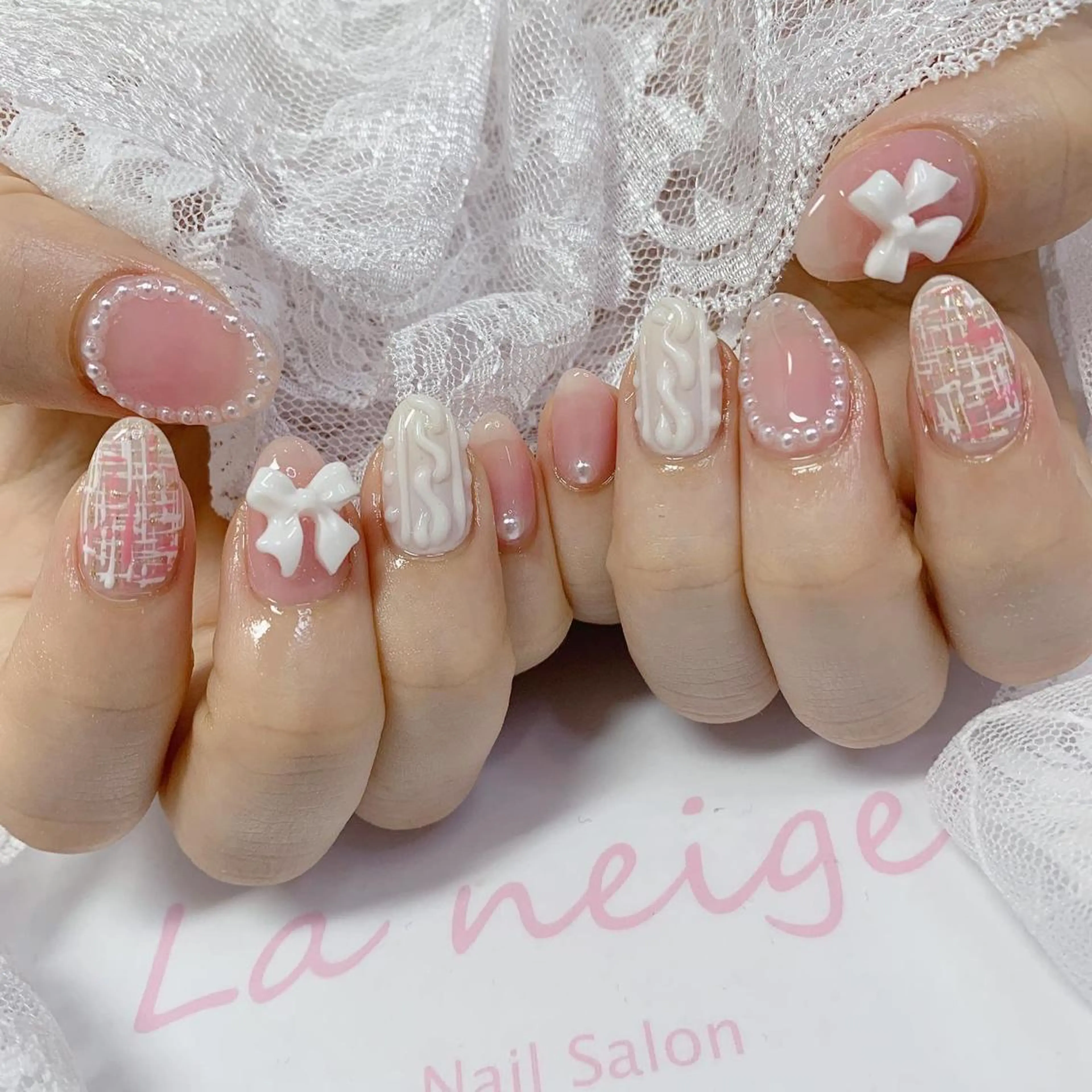 ネイル リボン ハンドネイル La neige* yuki 🥯🍑のネイルデザイン