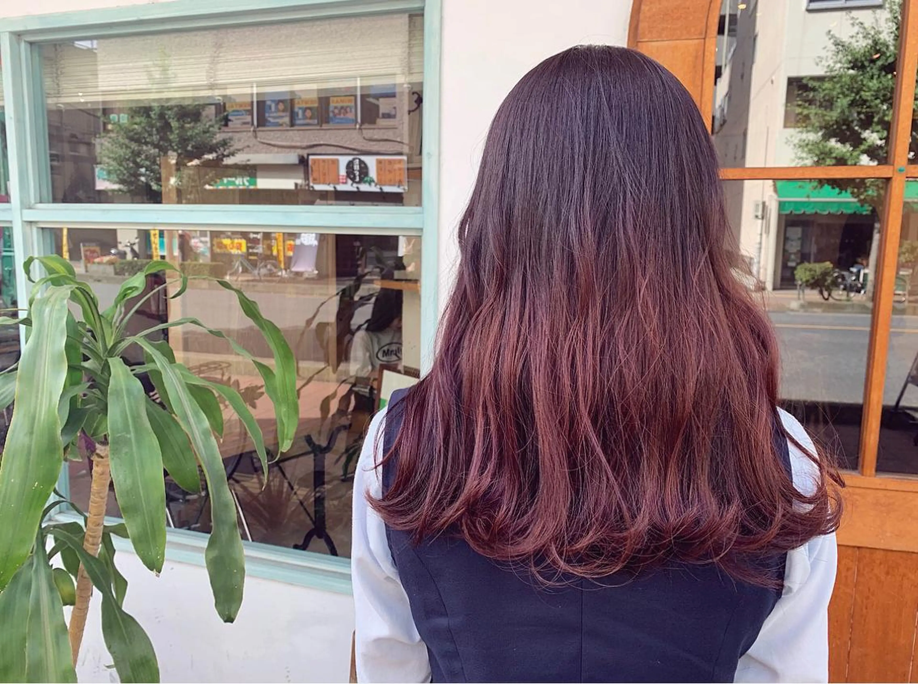 ロング カラー ボルドーカラー グラデーションカラー ヘアカラー たかいわ みきのヘアスタイル