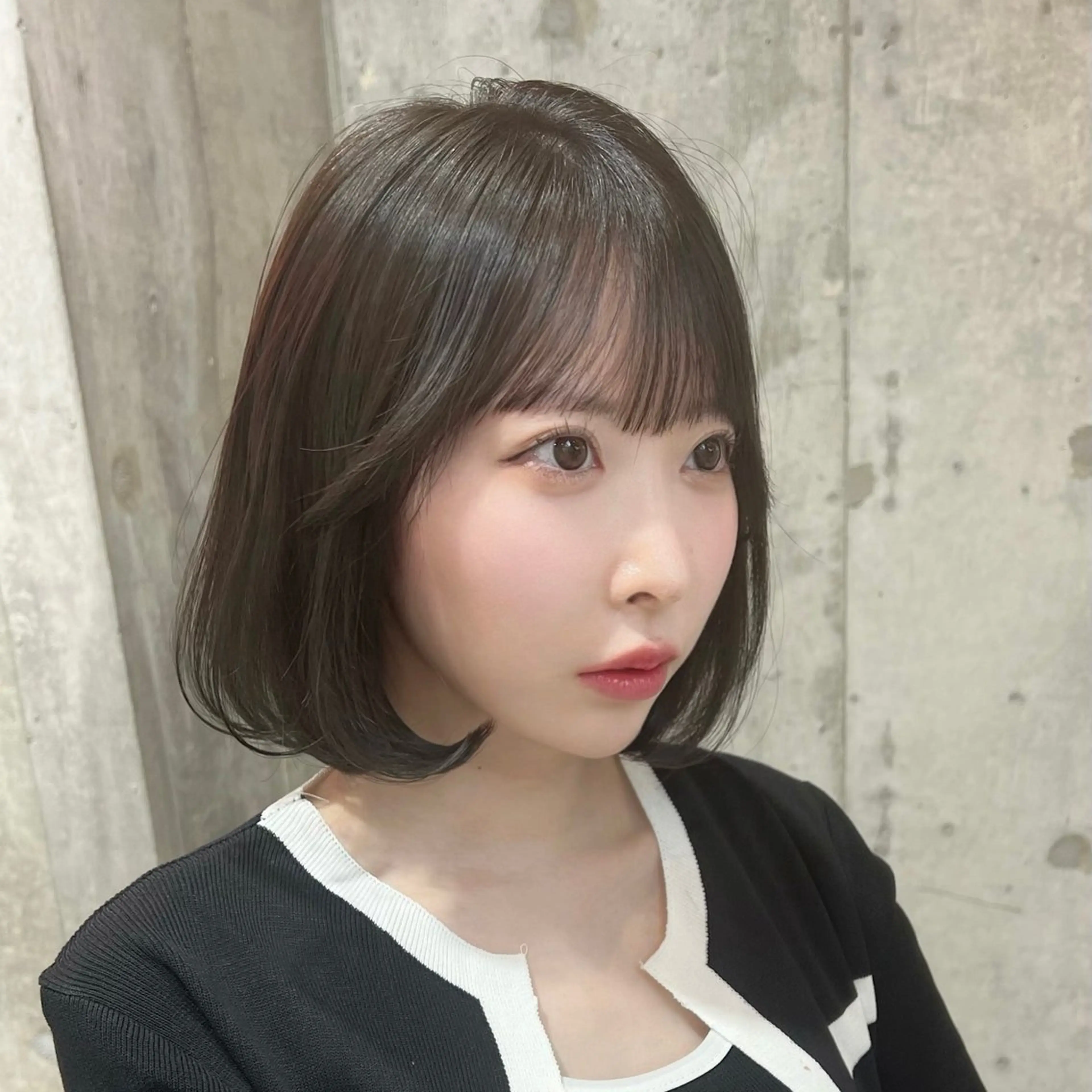カット+リタッチカラー+髪質改善選べるトリートメント【新宿】の写真