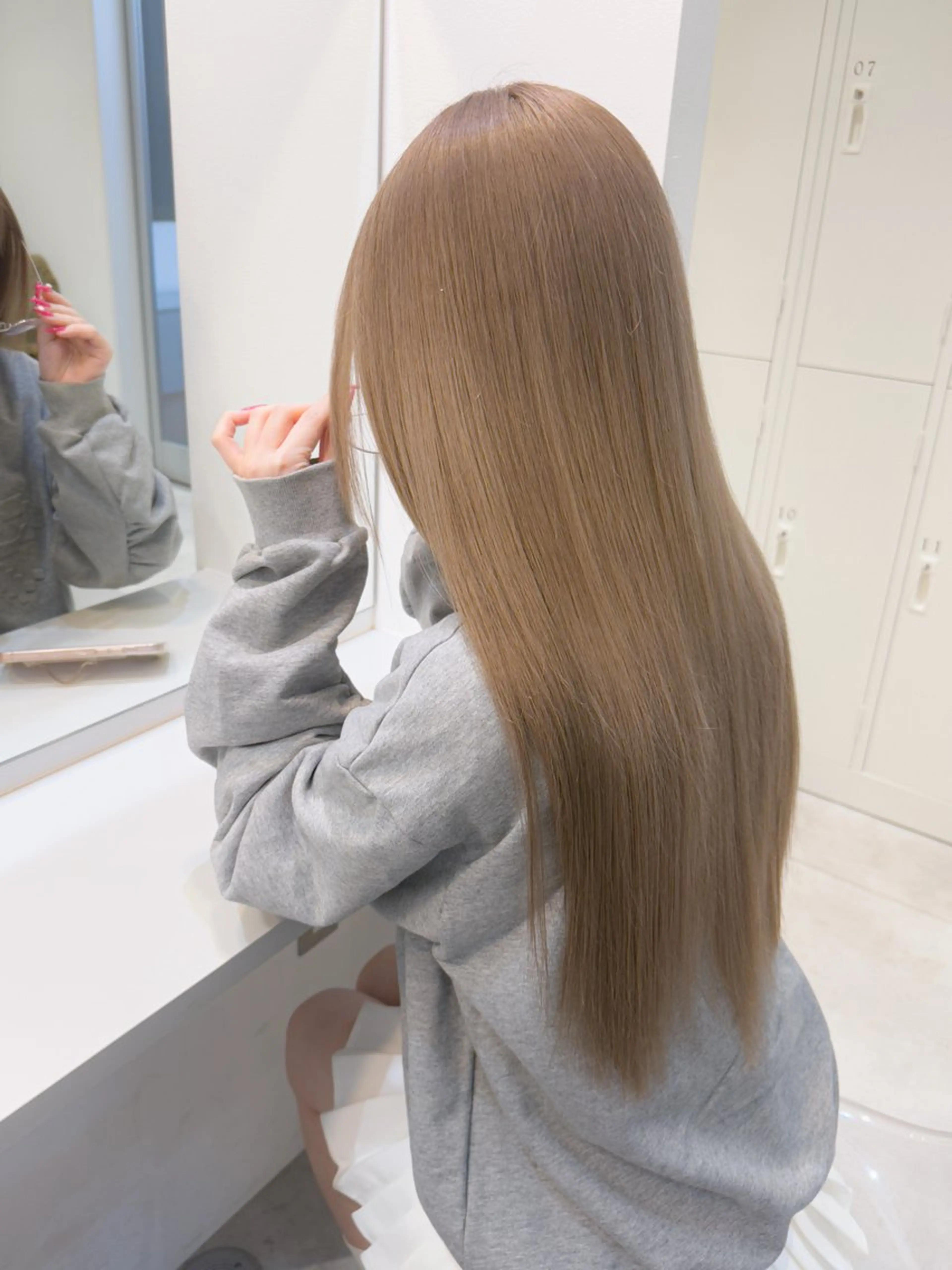 ロング カラー 艶髪ブリーチ 永井竜也のヘアスタイル