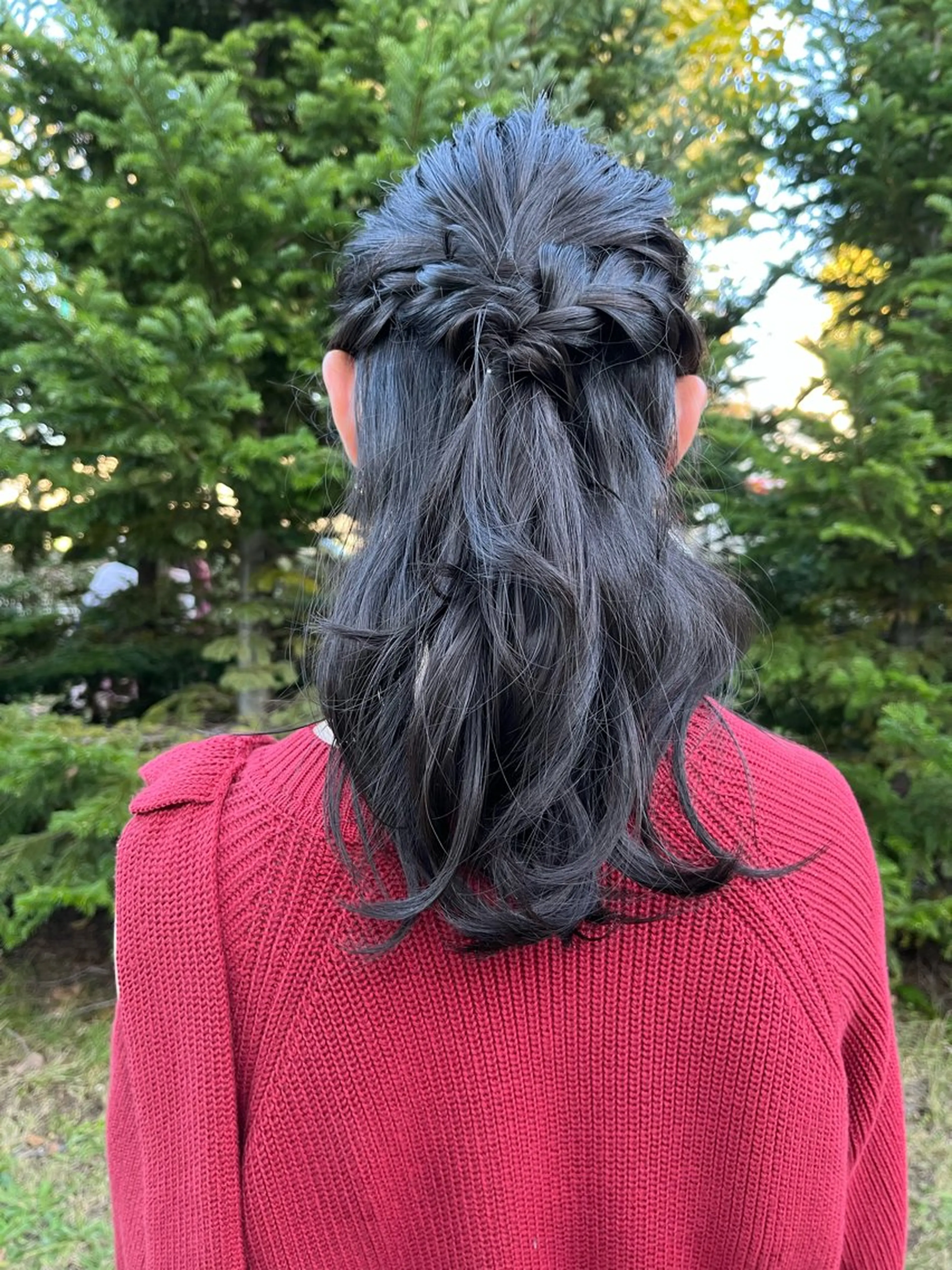 セミロング カラー ヘアアレンジ ハーフアップ APHRODITE GINZA御茶ノ水神保町所属・たむら みなみのヘアスタイル