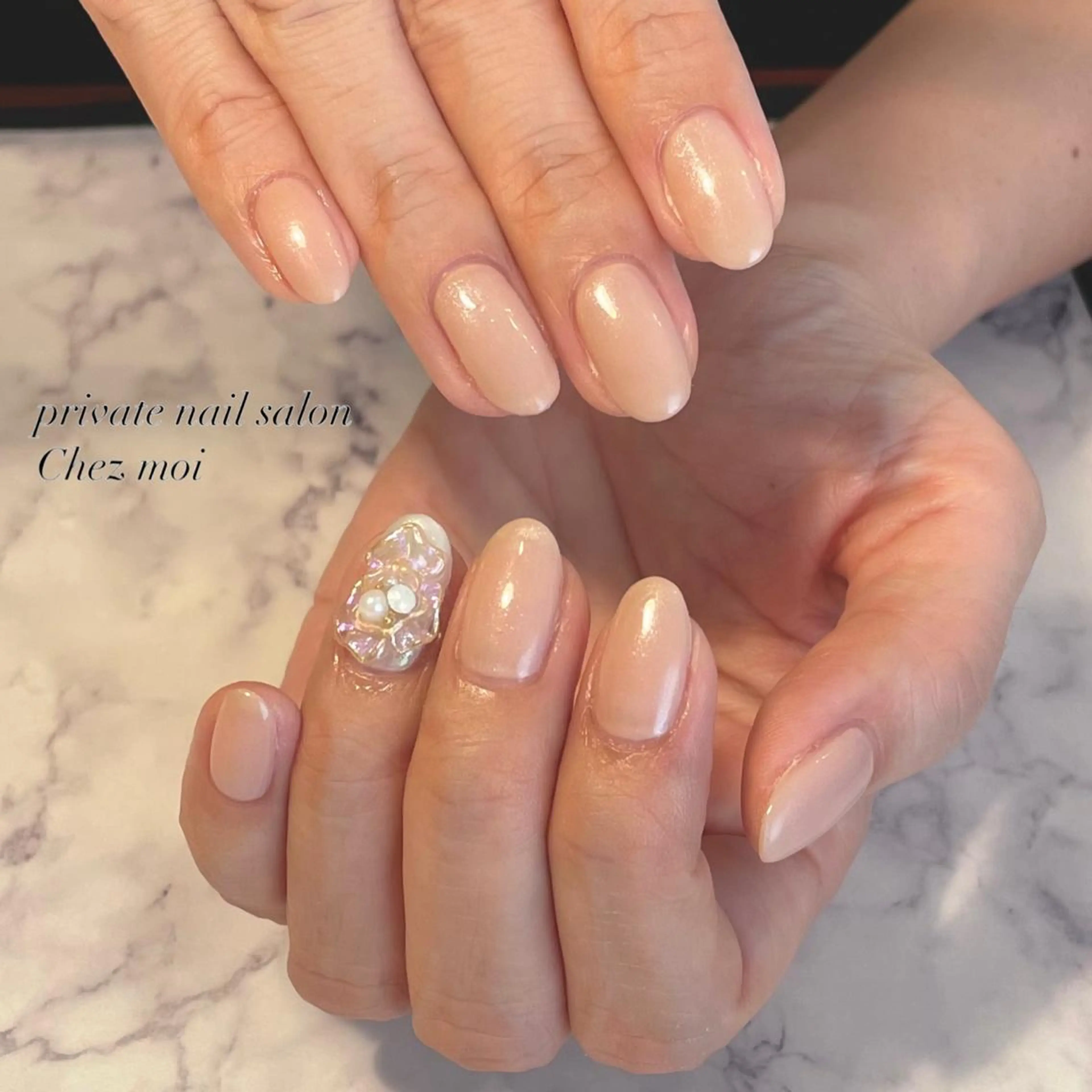 ネイル オーロラネイル フラワーネイル KOMINE TOMOKOのネイルデザイン