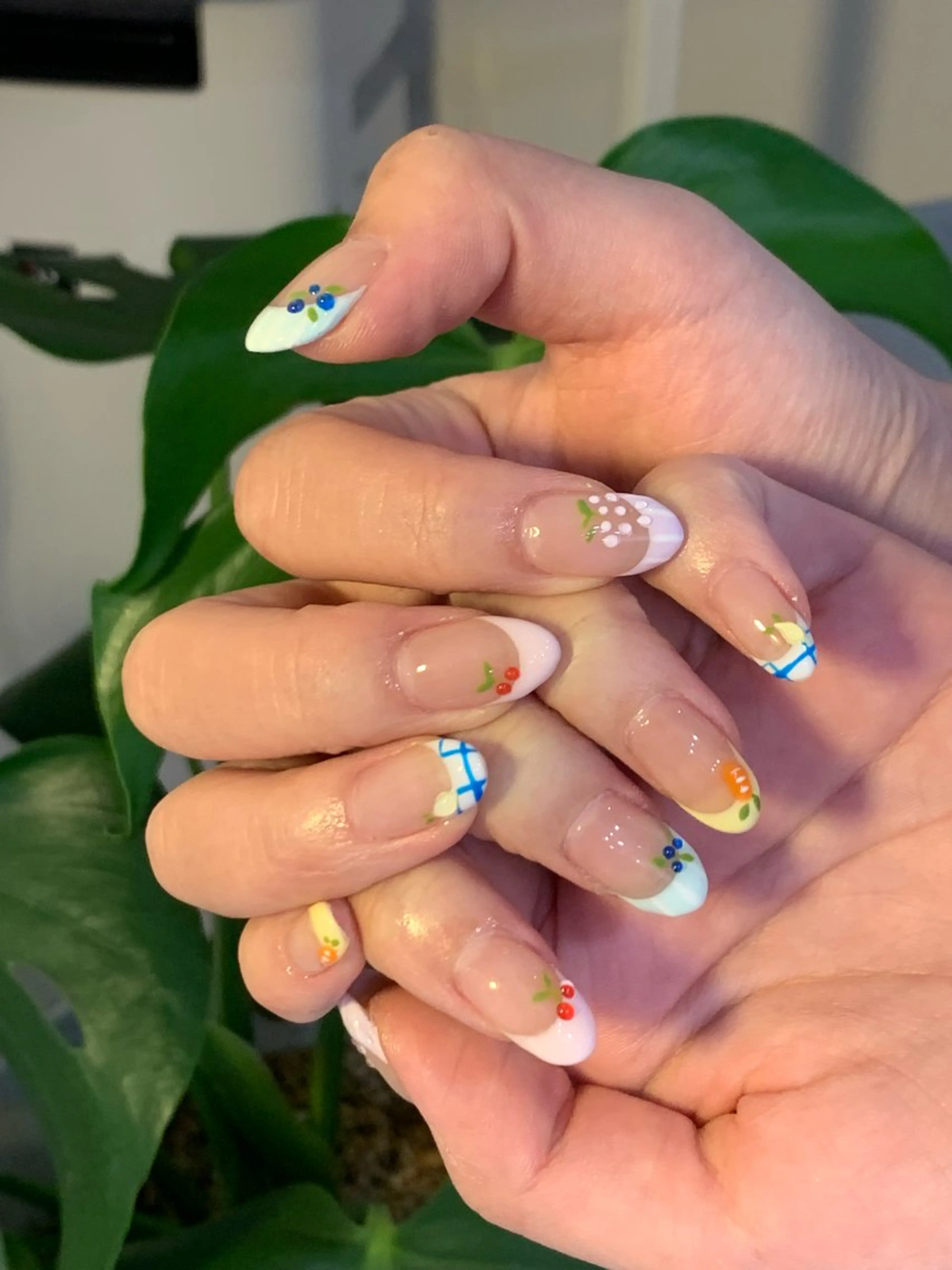 ネイル Pholeisi Art Nail所属・Pholeisi Lisaのネイルデザイン