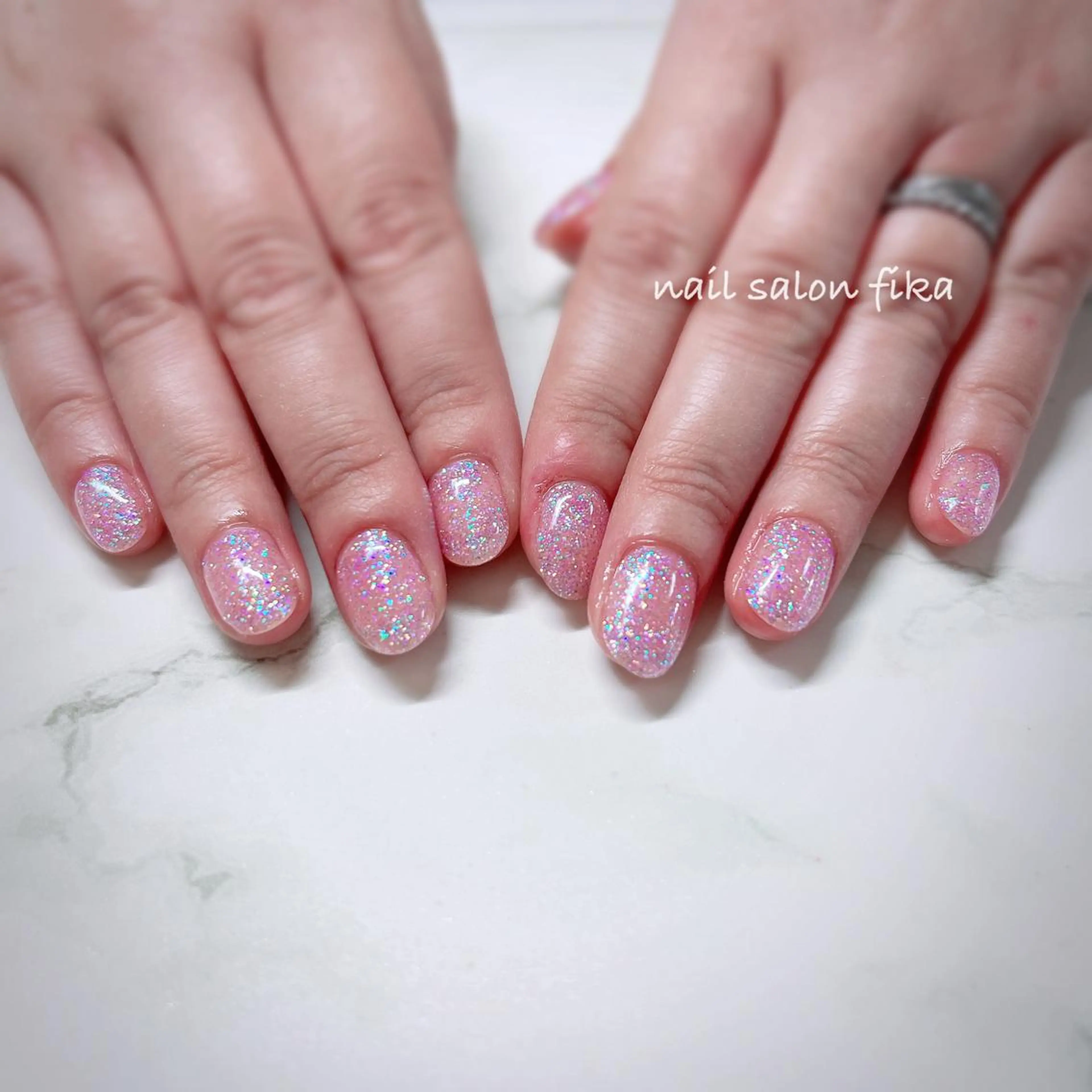 ネイル キラキラネイル ラメ(グリッター) ワンカラーネイル ピンク 夏ネイル nail salon fikaのネイルデザイン