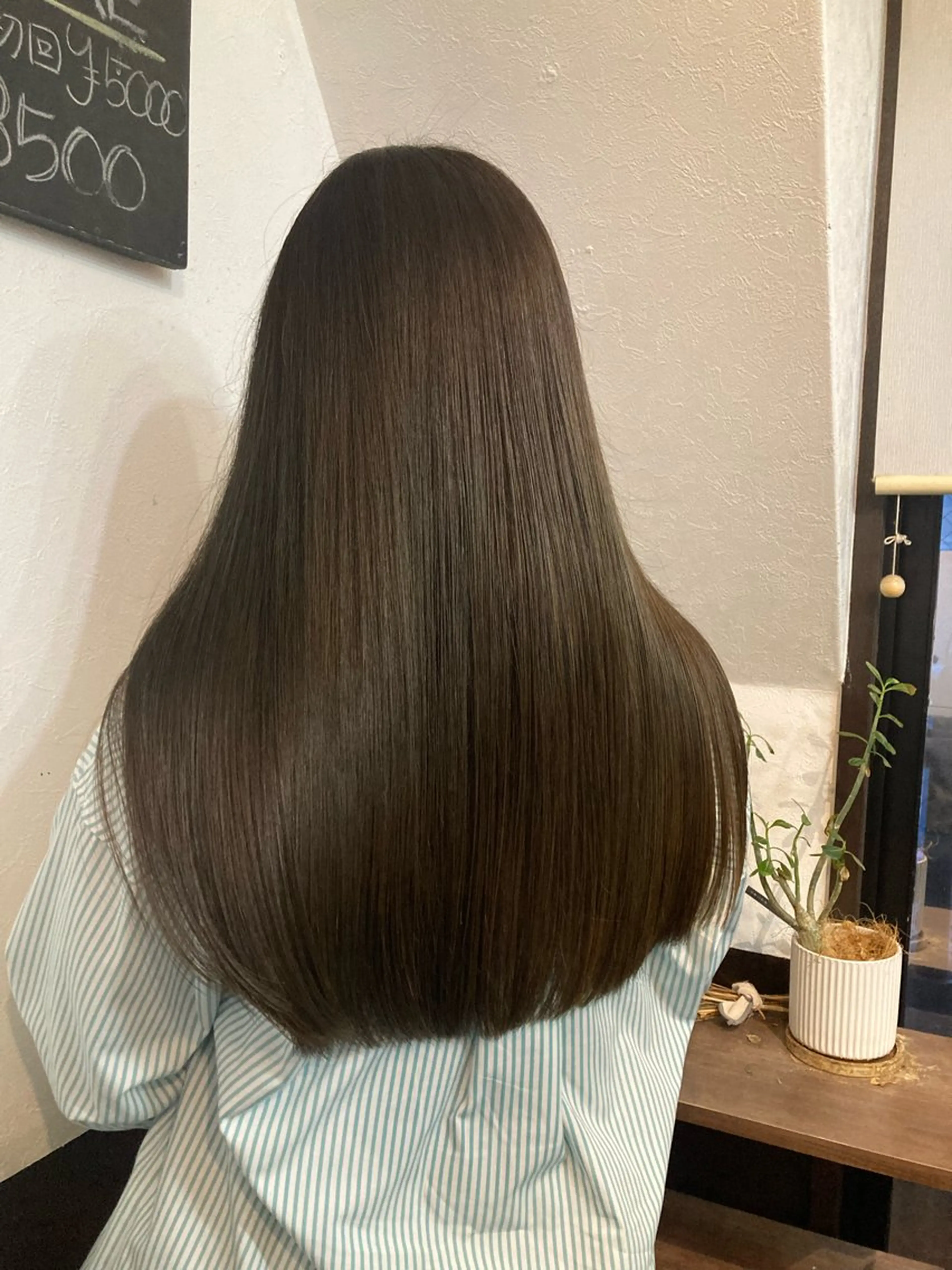 セミロング カラー hair salon mtm所属・🕊mtm🫧梅田/ 定額制/透明感/艶髪のヘアスタイル