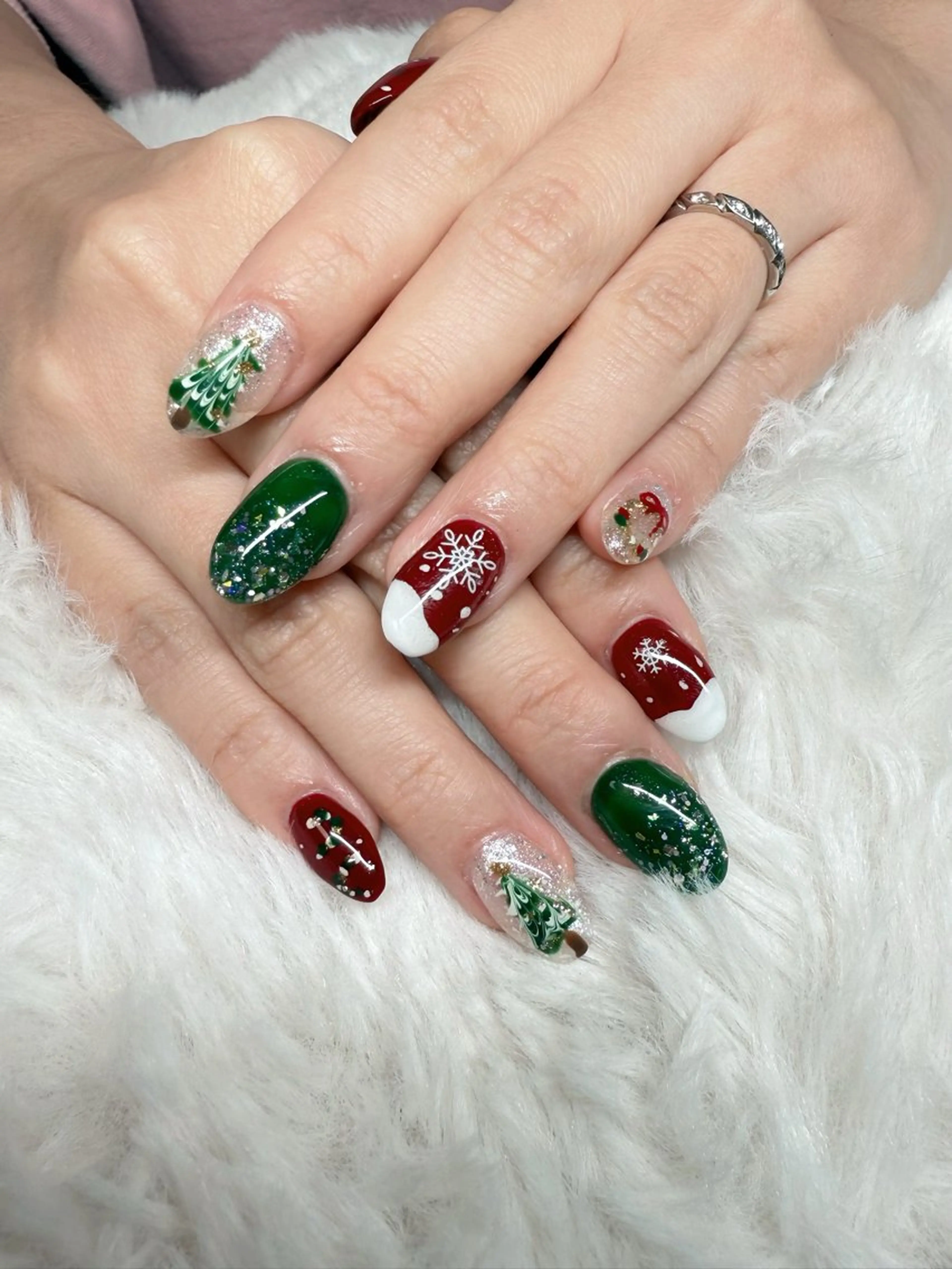 ネイル ハンドネイル ハンドケア リン リンのネイルデザイン