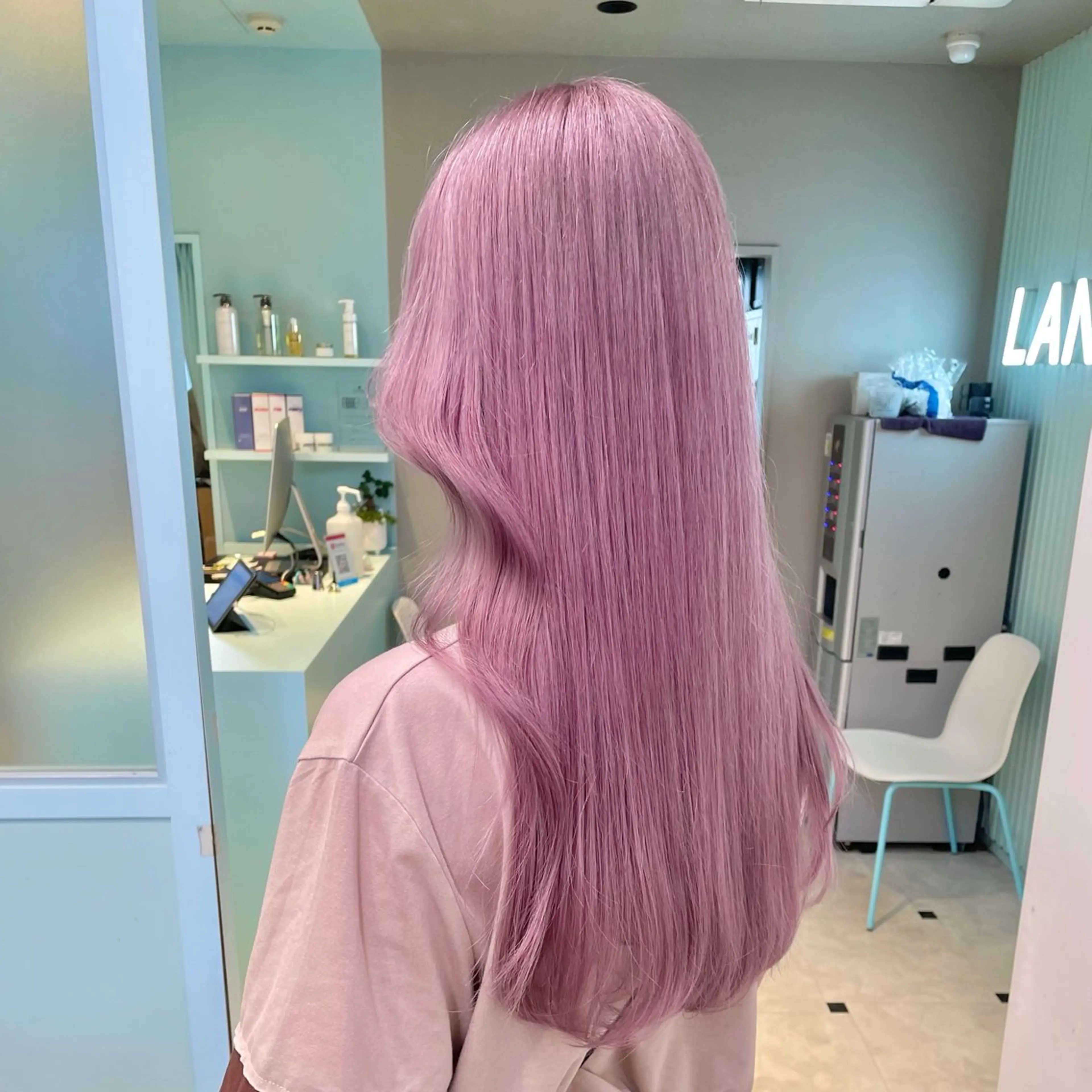 ロング カラー モテガーリー🎀ピン クヘア/SHIONEのヘアスタイル