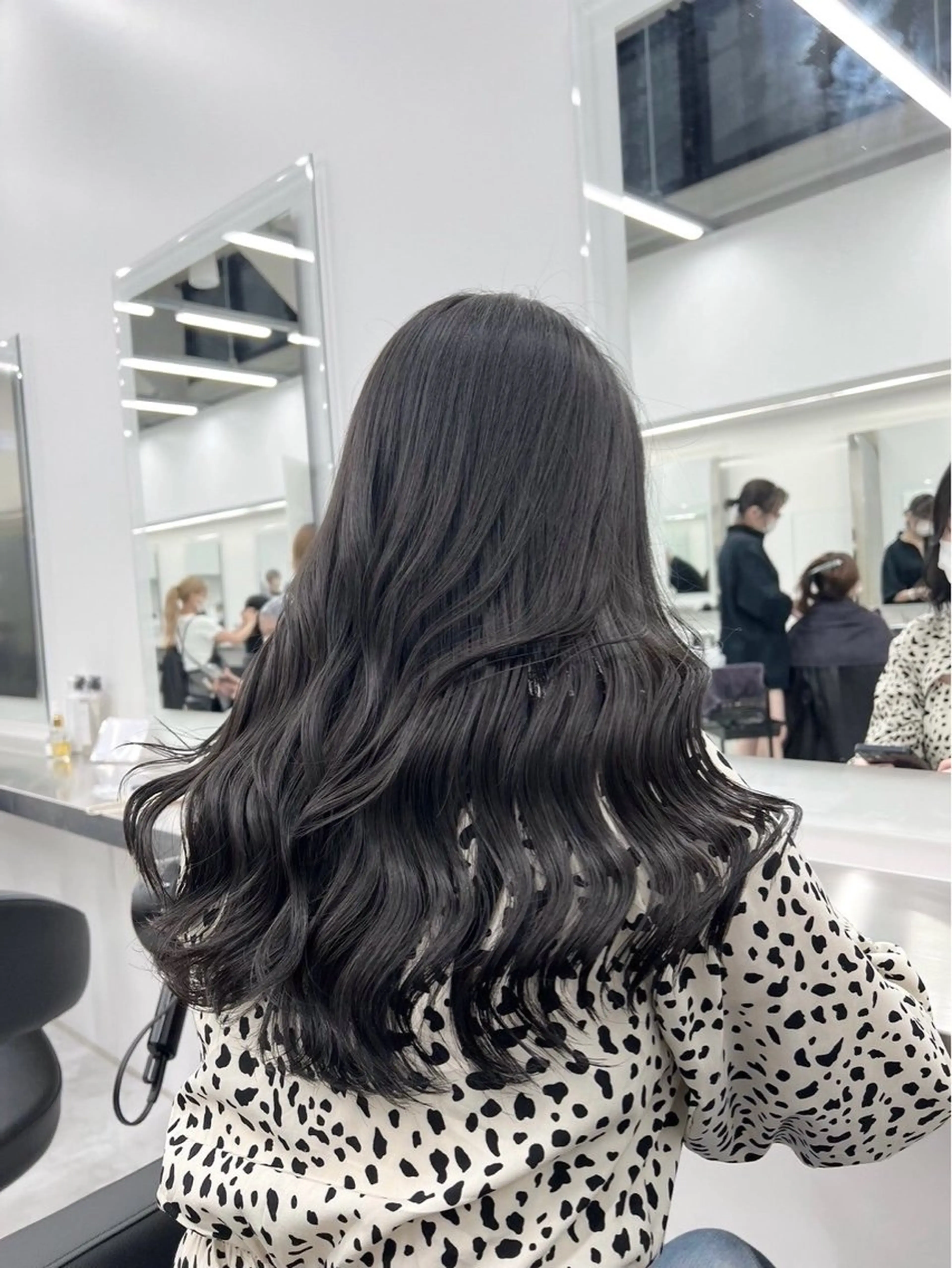 ロング カラー ヘアカラー トリートメント 海外風ブリーチなし 🫒Rion🫒🩶のヘアスタイル