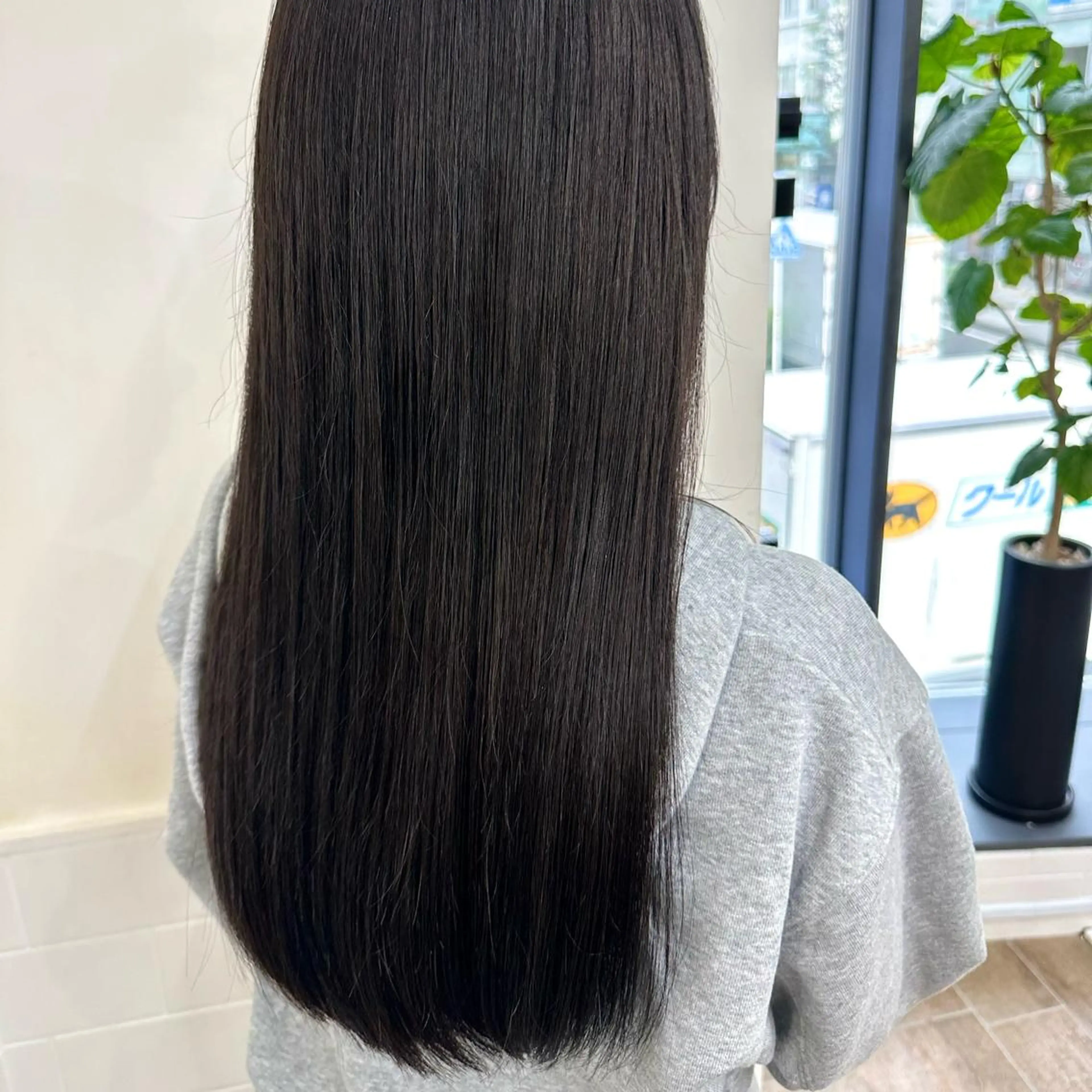 カラー 美髪縮毛矯正🫧 艶カラー/スズカのヘアスタイル