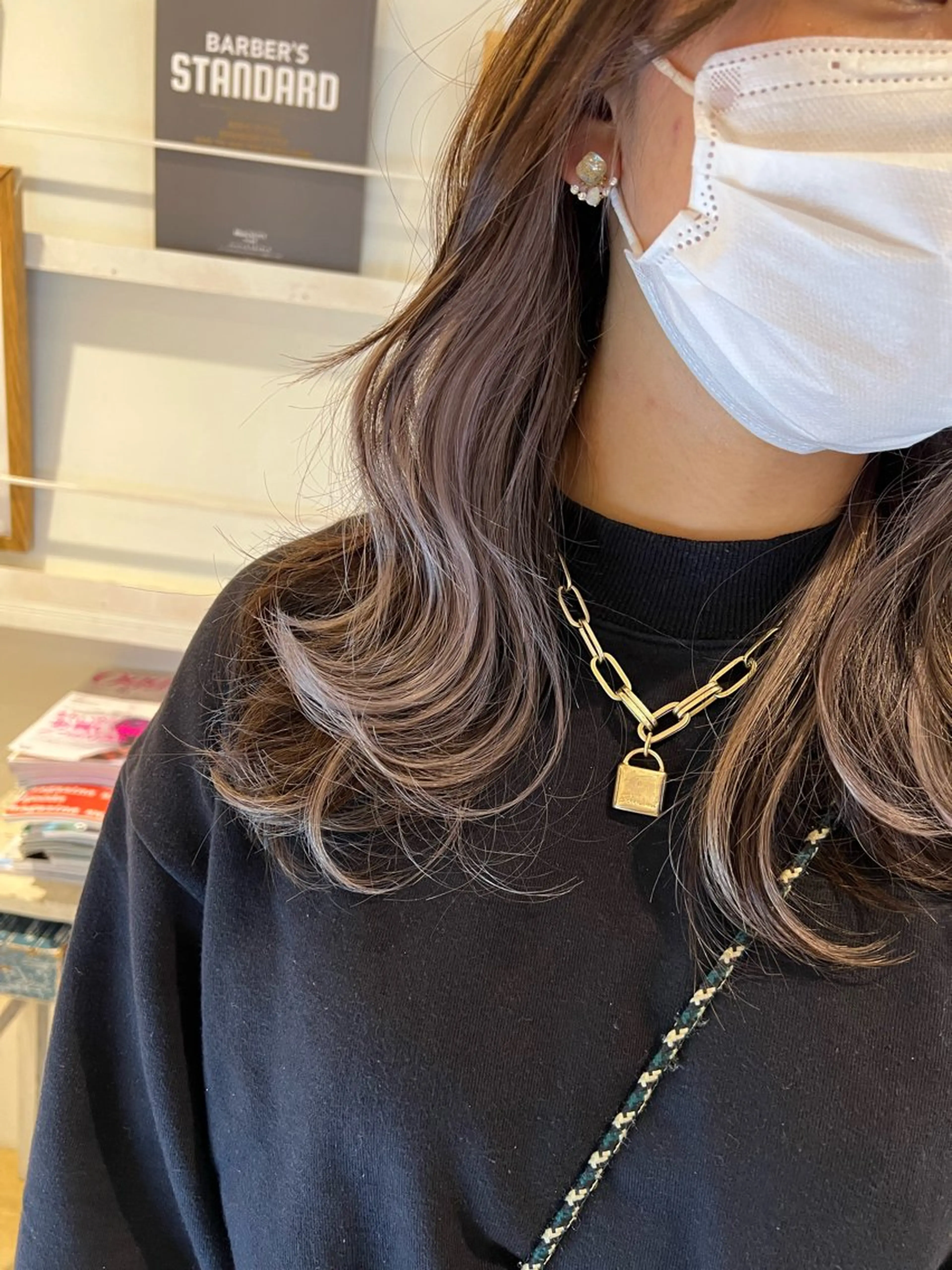 セミロング レイヤーカット カット ヘアカラー 渋谷ハイトーン/ デザインカラー阿部のヘアスタイル