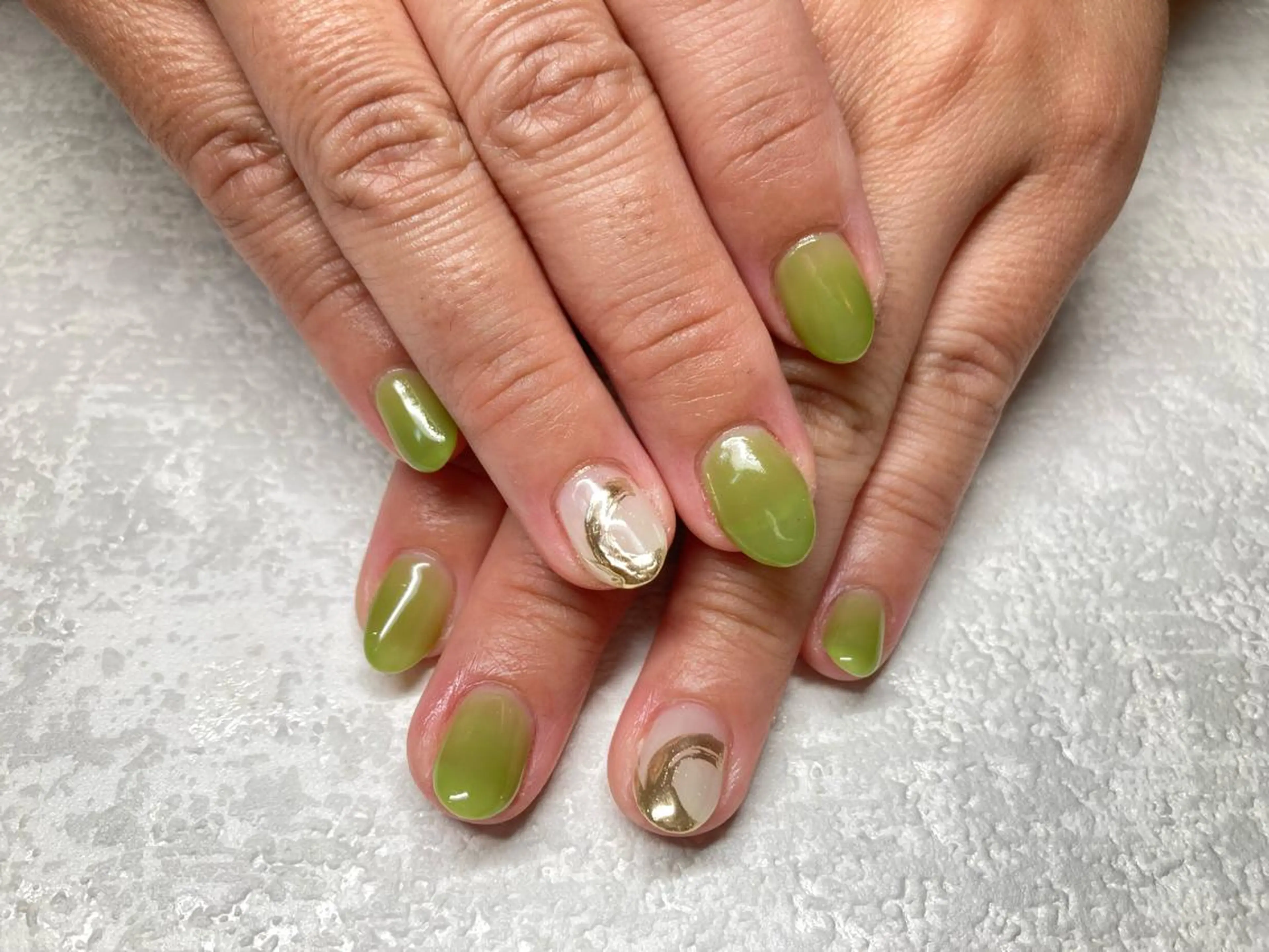 ネイル アートネイル ミラーネイル Lisa’s Salonのネイルデザイン