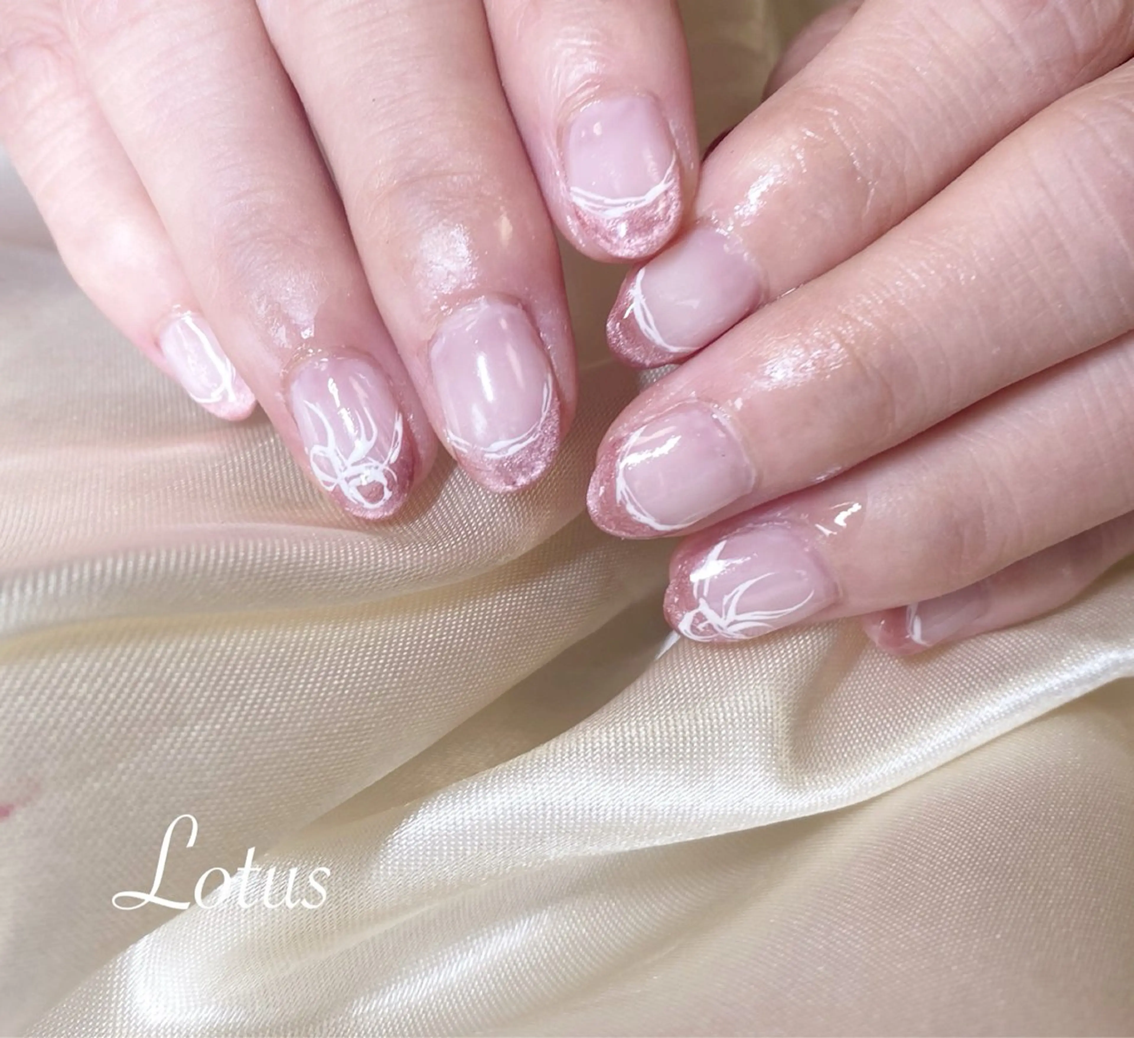 ネイル ハンドネイル Lotus 🌸のネイルデザイン