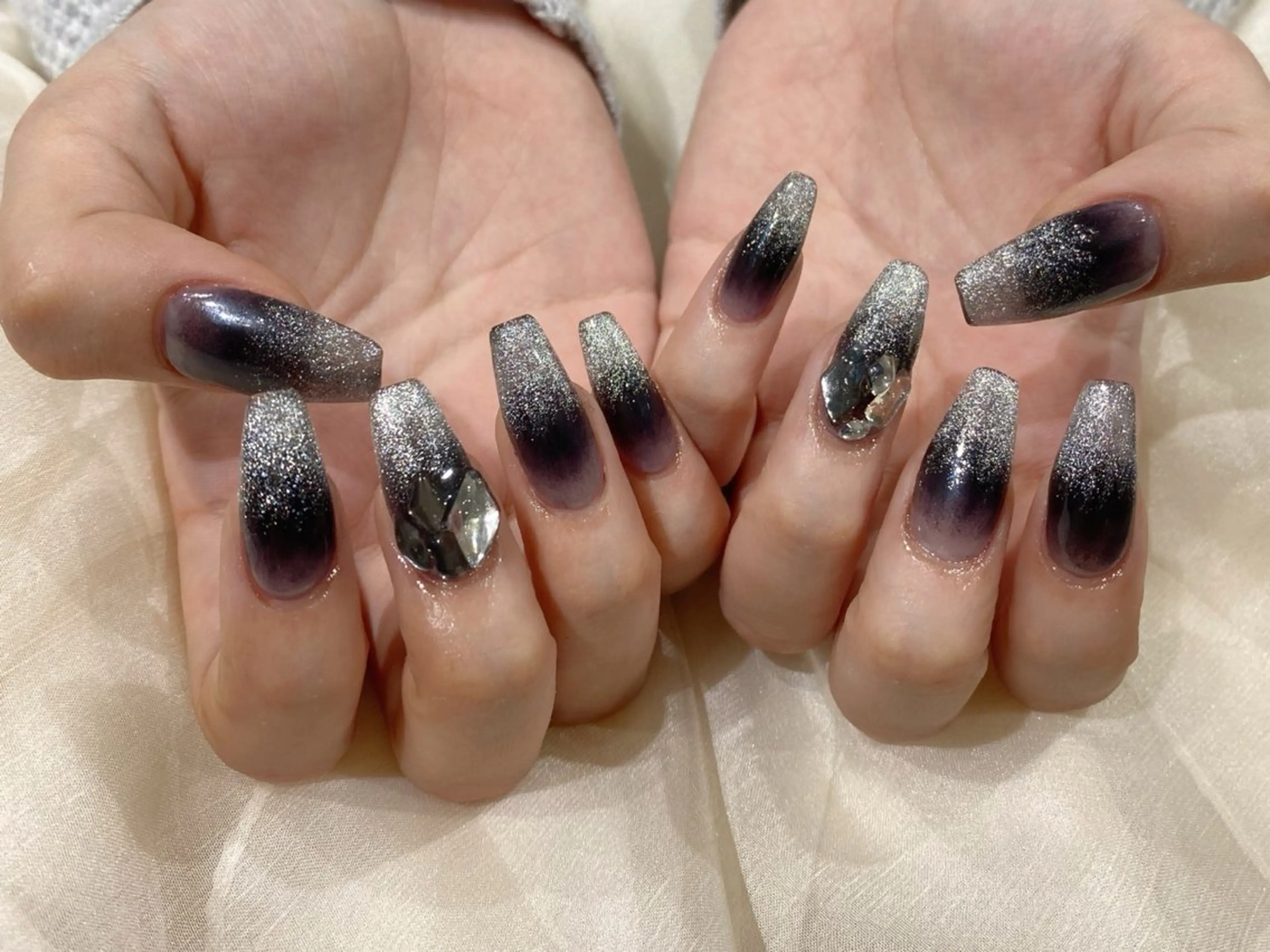 セミロング ハンドネイル Nail  R💫 naoのネイルデザイン