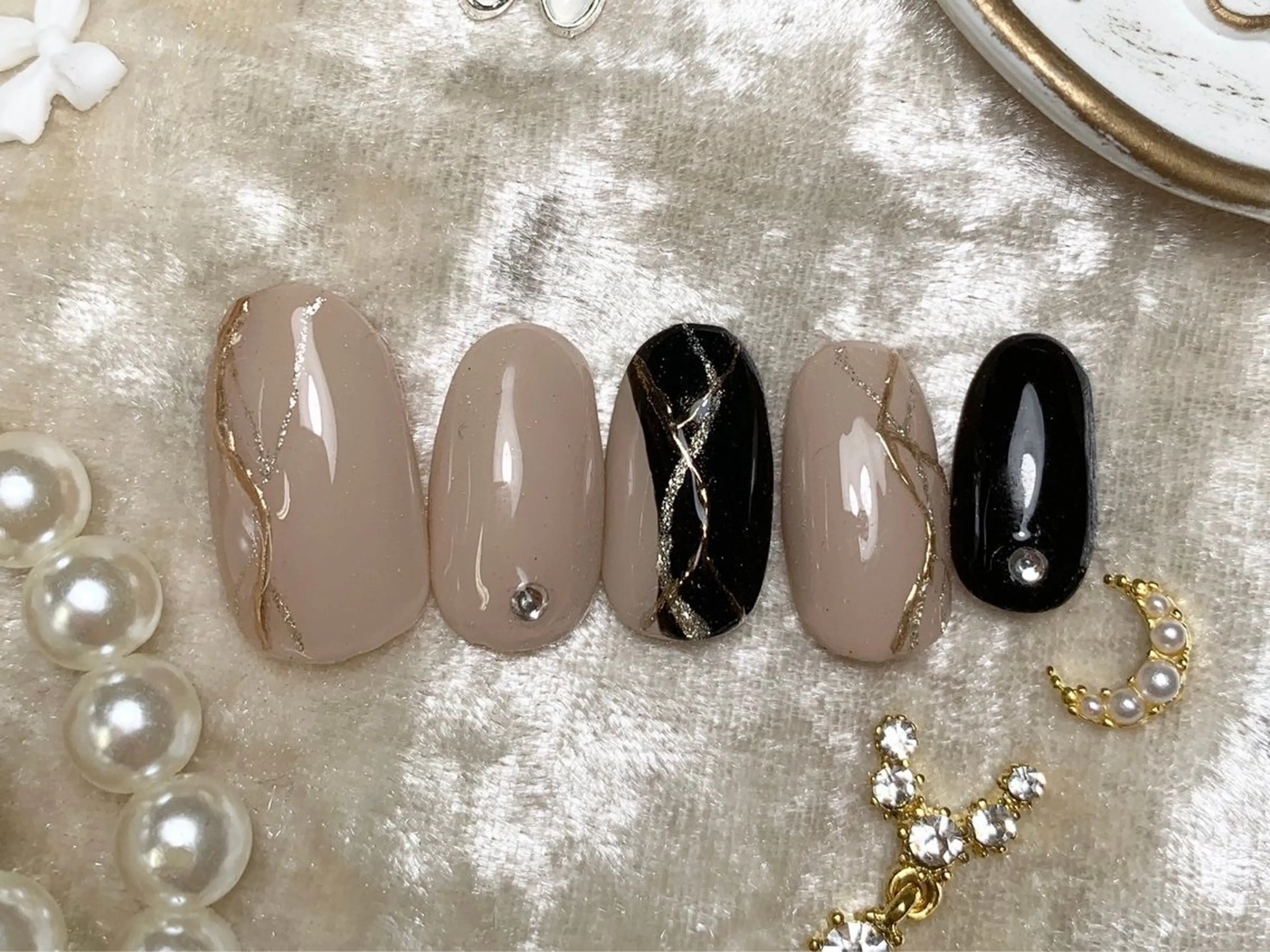 ネイル ハンドネイル ネイルPetit Ribbonのネイルデザイン