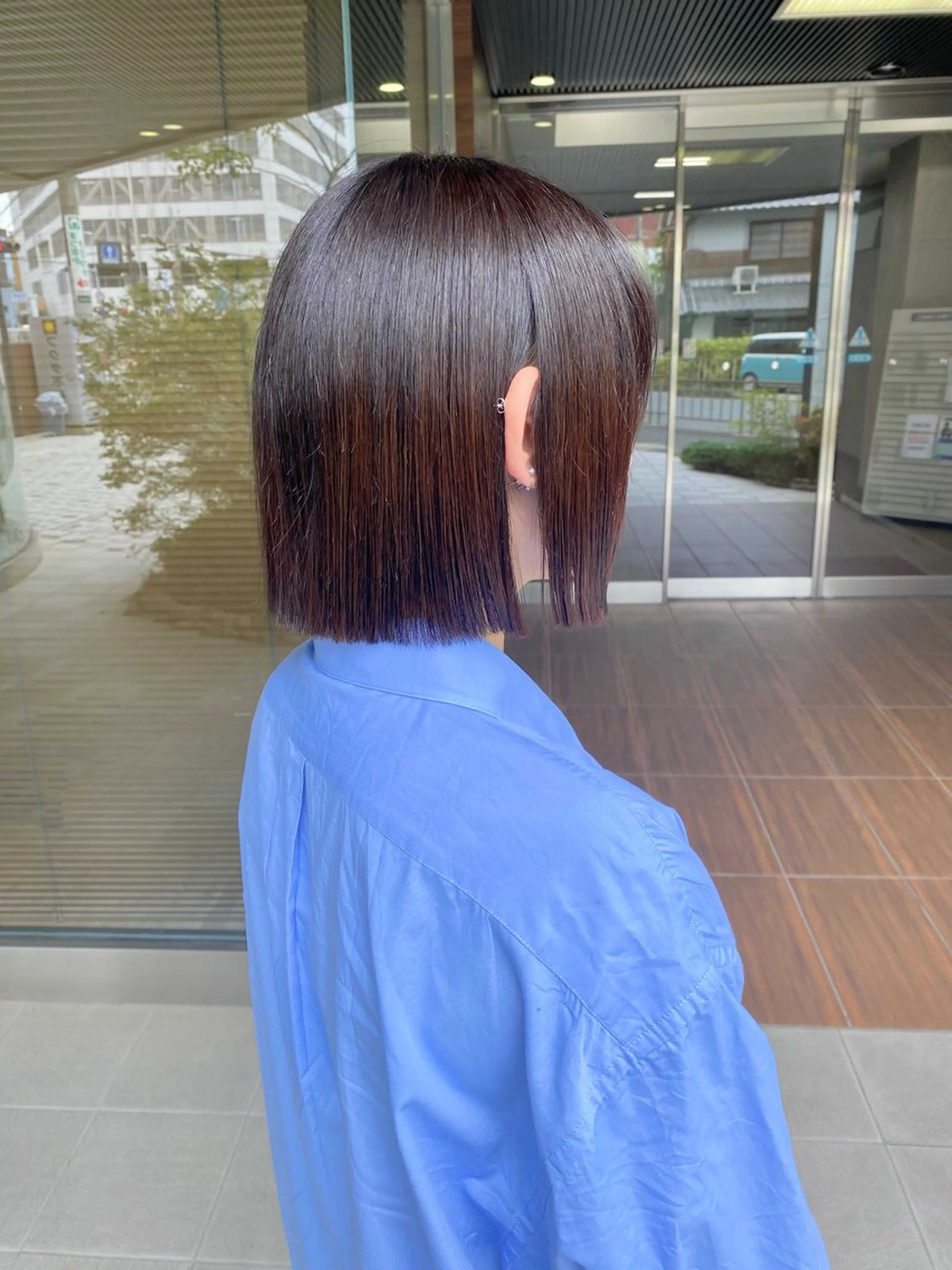 ショート カット 小町康耀　ボブ /顔周りレイヤーのヘアスタイル