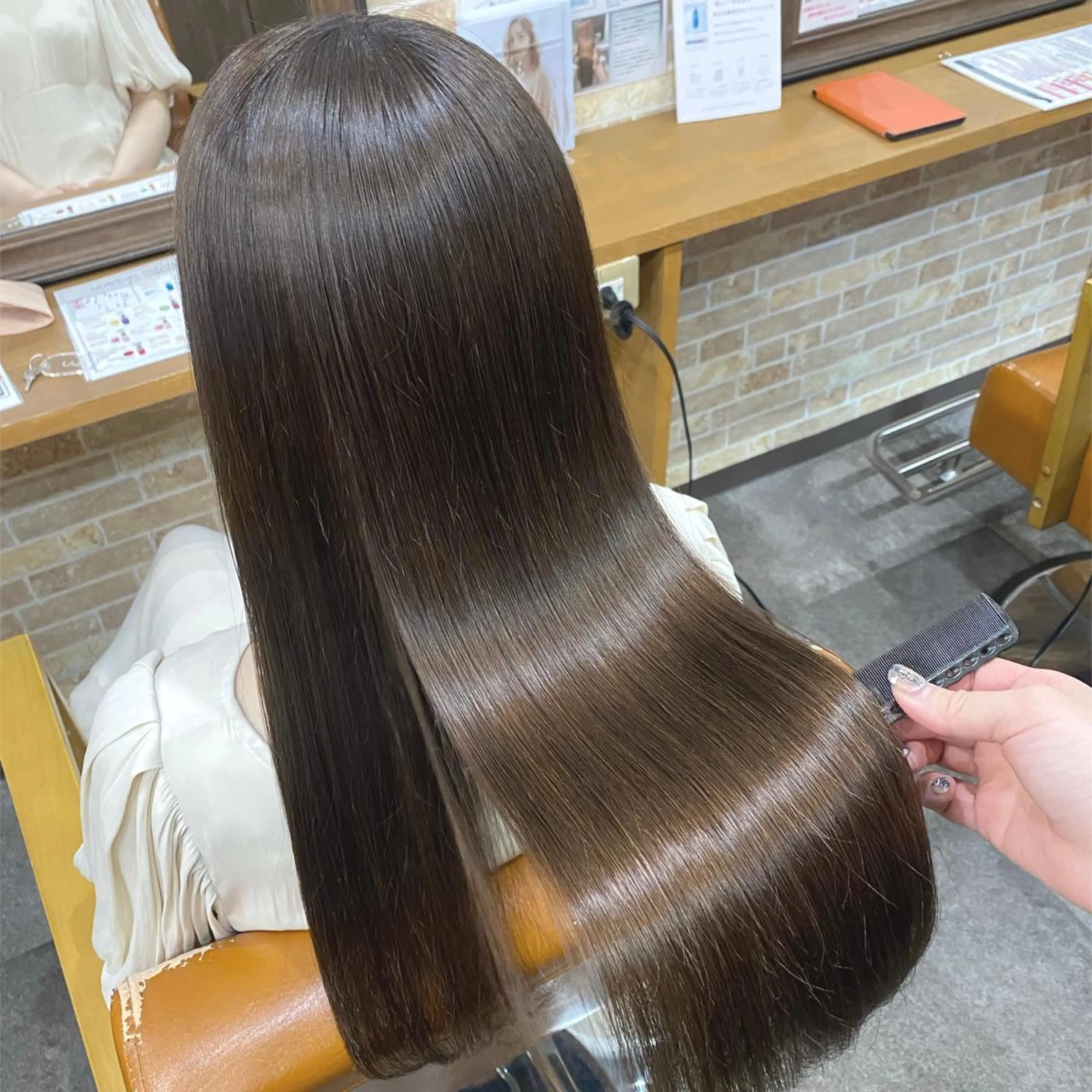 ロング 髪質改善 🤍erikaのヘアスタイル