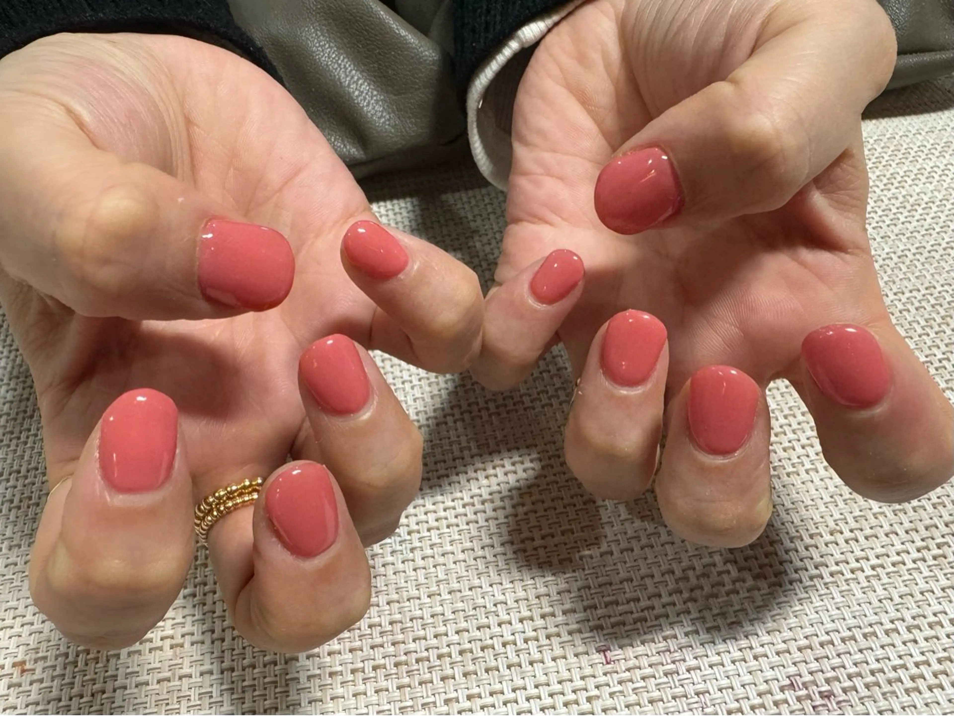 ネイル ワンカラーネイル シンプルネイル 春ネイル MONICA KARENのネイルデザイン