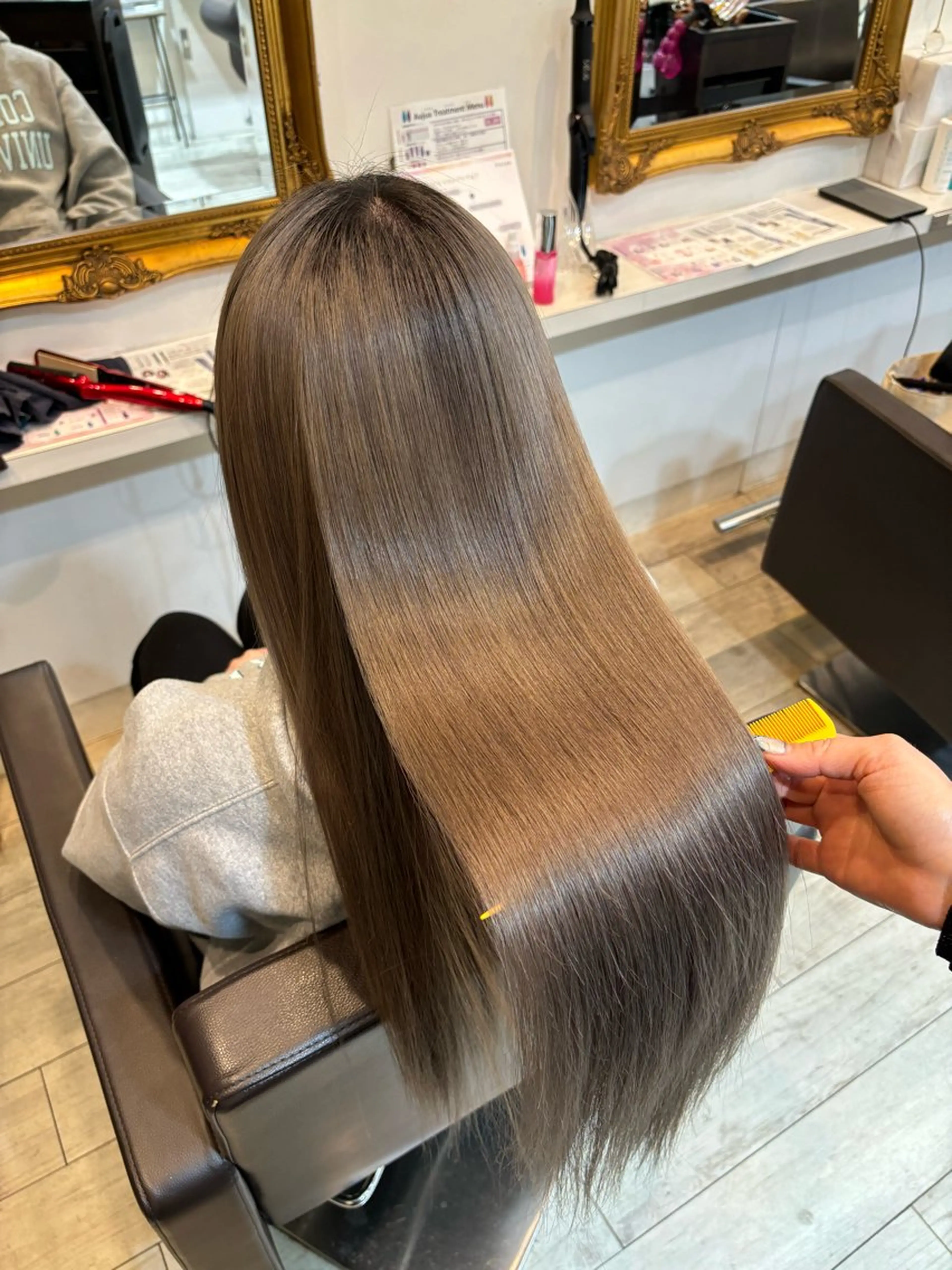 ロング 髪質改善 🤍erikaのヘアスタイル