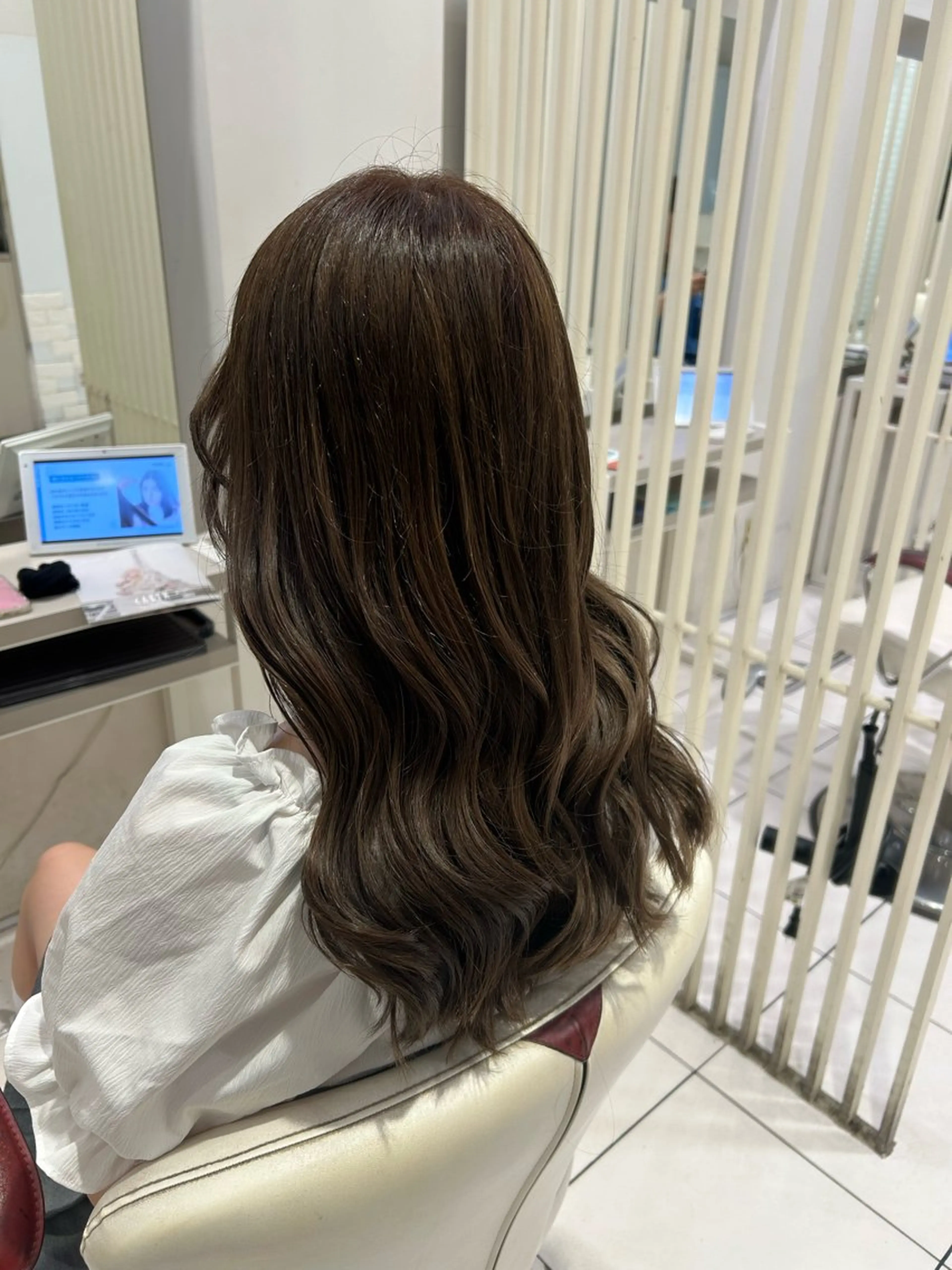 ロング カット ヘアカラー Earth市ヶ谷店所属・艶カラー特化美容師 ✂️✨️REIA✨️のヘアスタイル