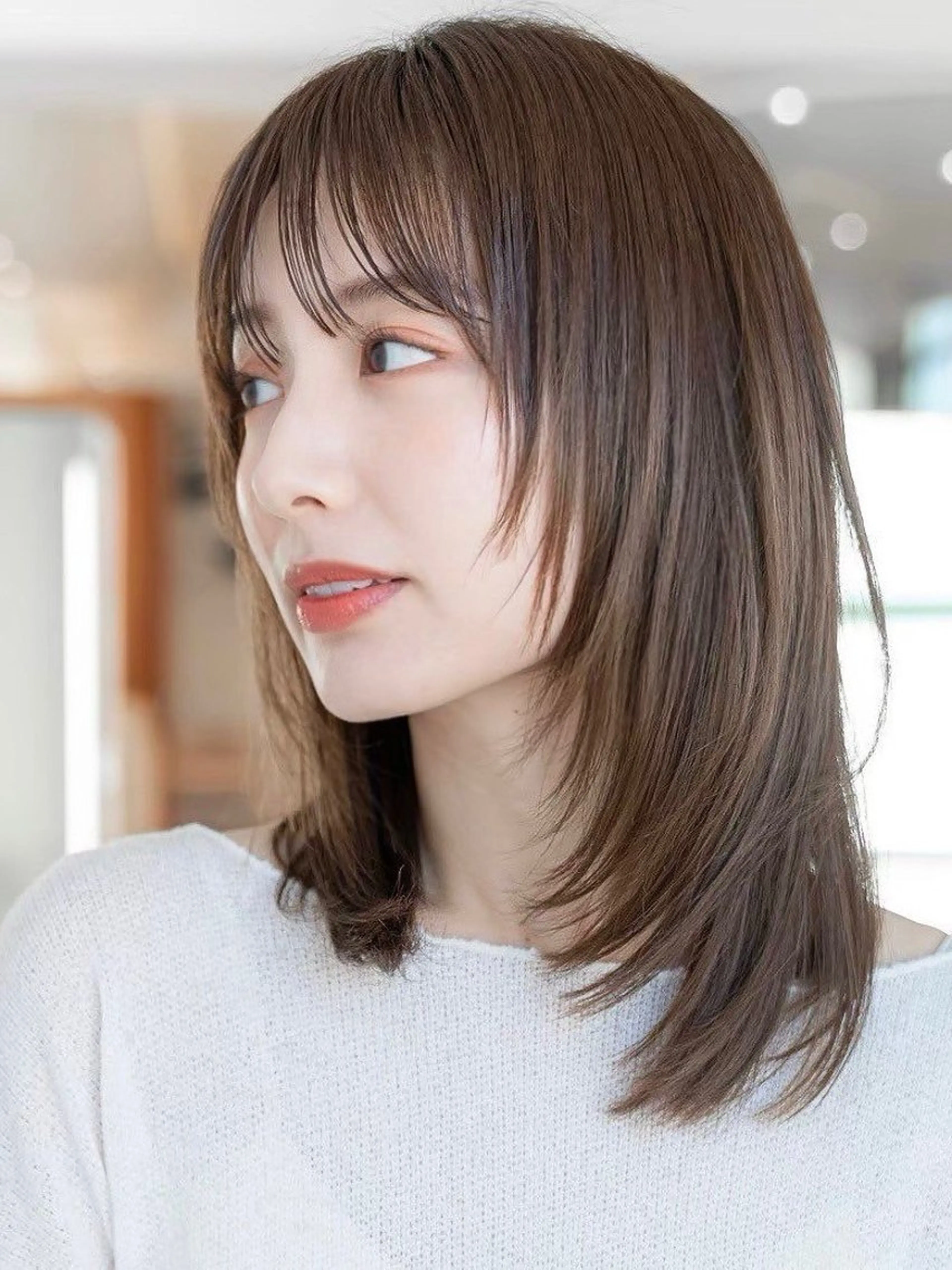セミロング 顔周りカット レイヤーカット 小顔カット カット ヘアカラー トリートメント フルノコウキ/新宿/ レイヤーボブ/韓国風のヘアスタイル
