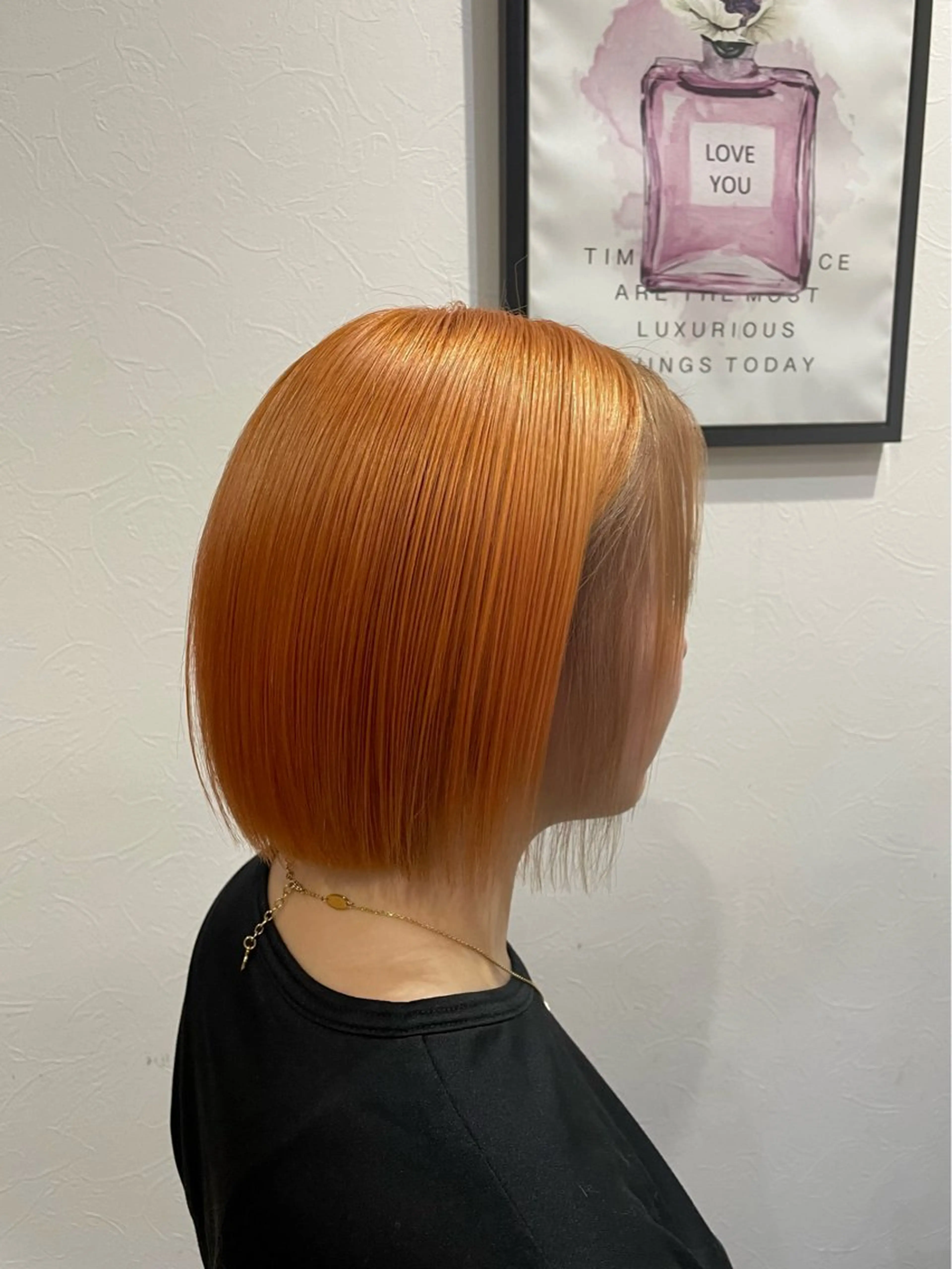 ショート カラー ミストバング ブリーチ  フェイスフレーミング オレンジ ヘアカラー トリートメント acero + hair&eyelash 幸手店【アチェロ】所属・ハイライトハイトーン 💖MOMOKAのヘアスタイル