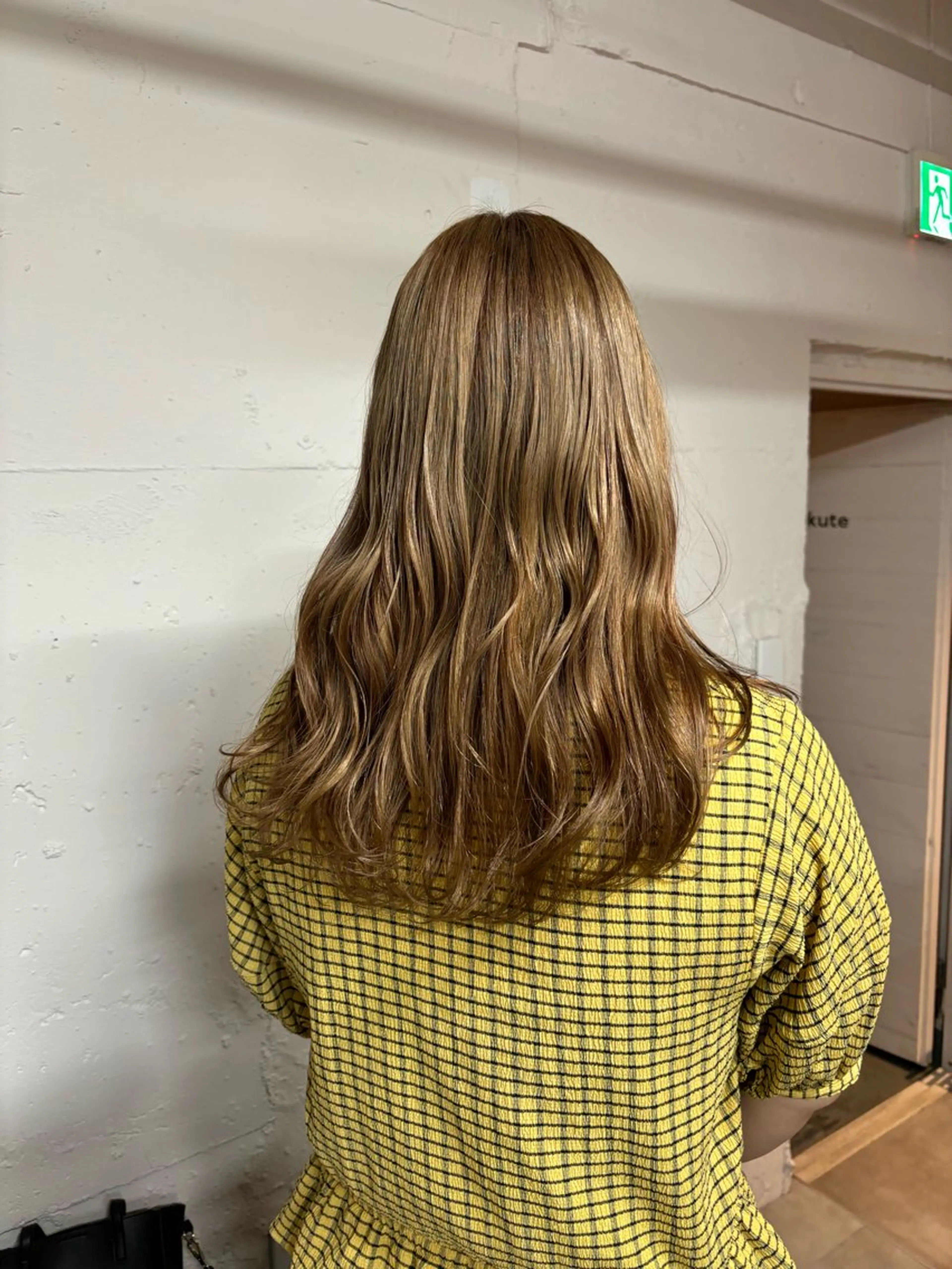 セミロング カラー 🩵tokute SEIRA🩵のヘアスタイル