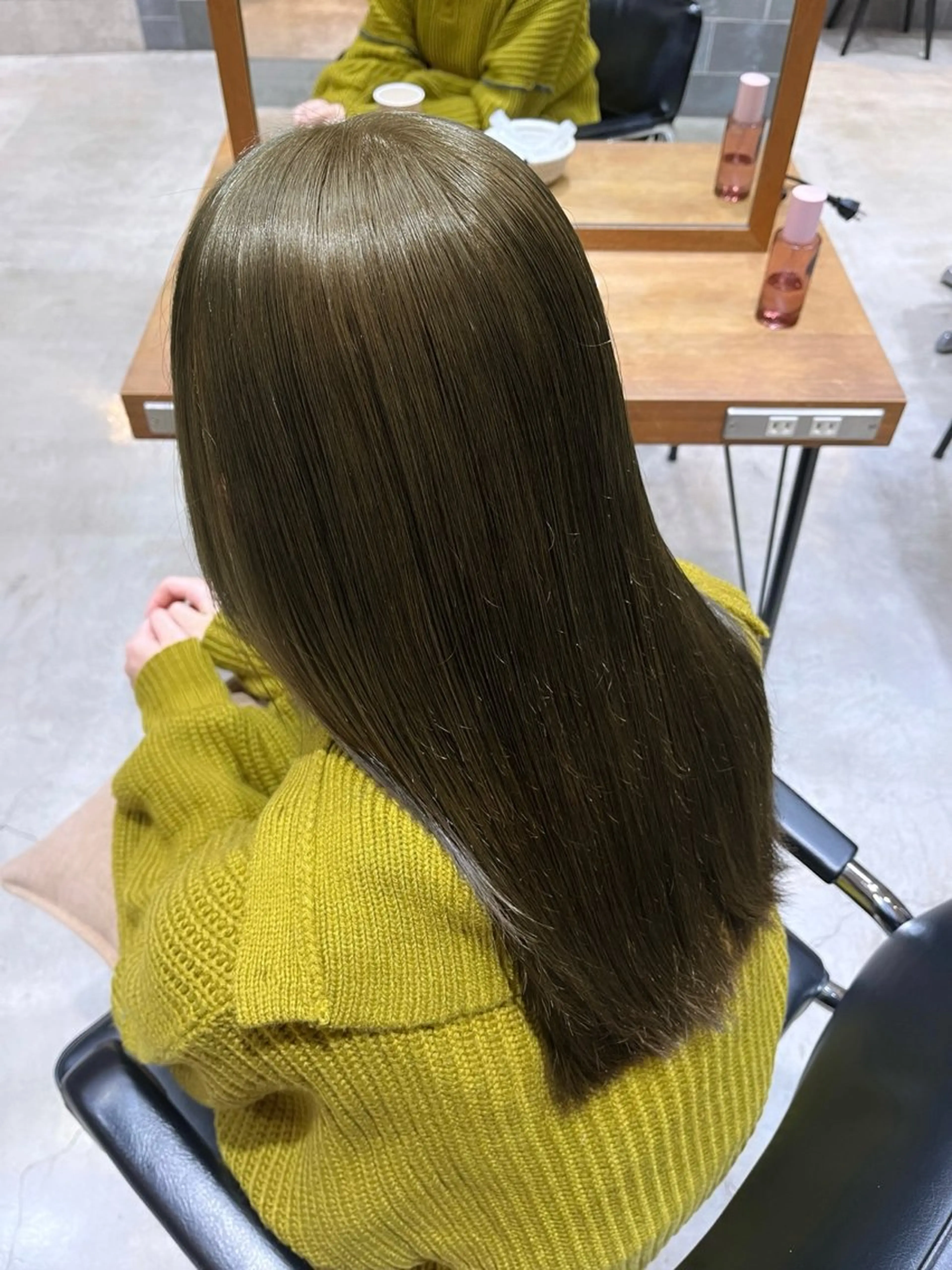 ロング ヘアカラー トリートメント ☘️かわいいハイトー ン☘️nonokaのヘアスタイル