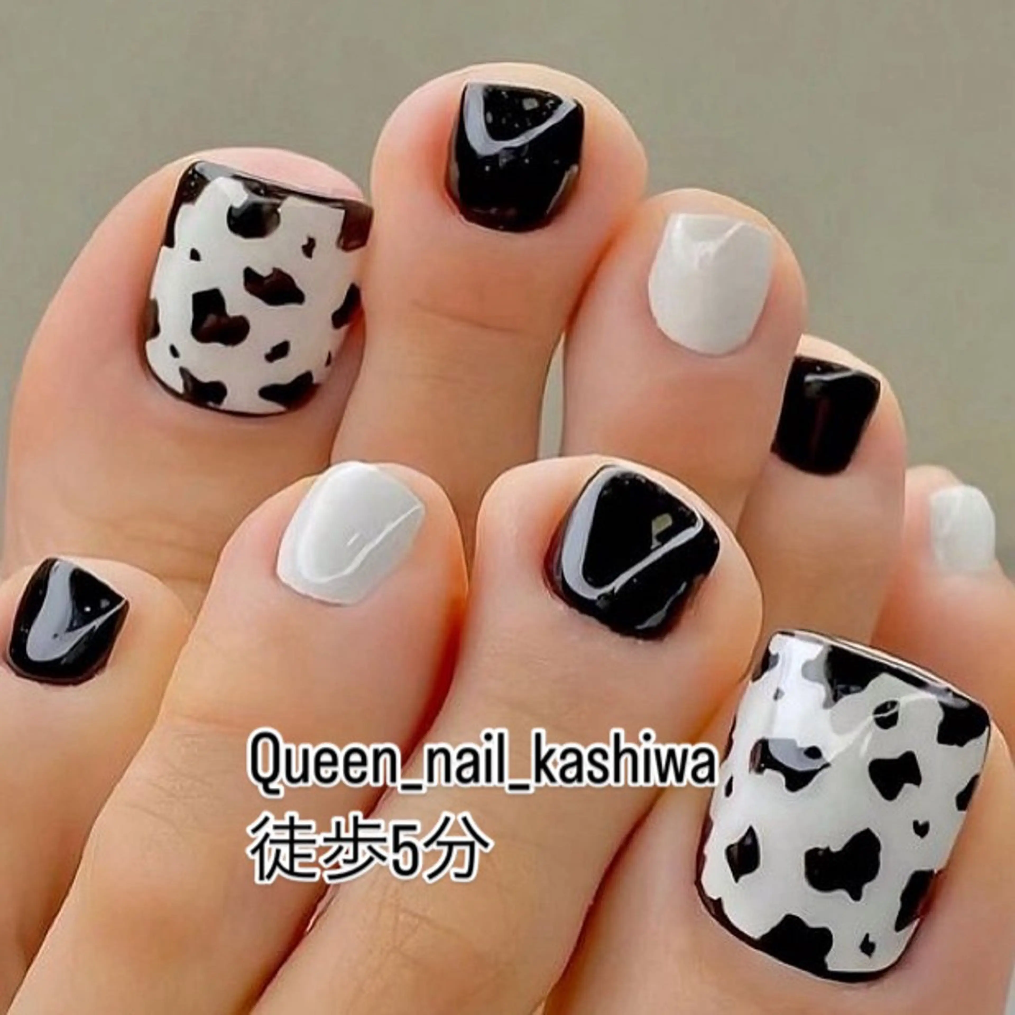 Queen Nailのネイルデザイン