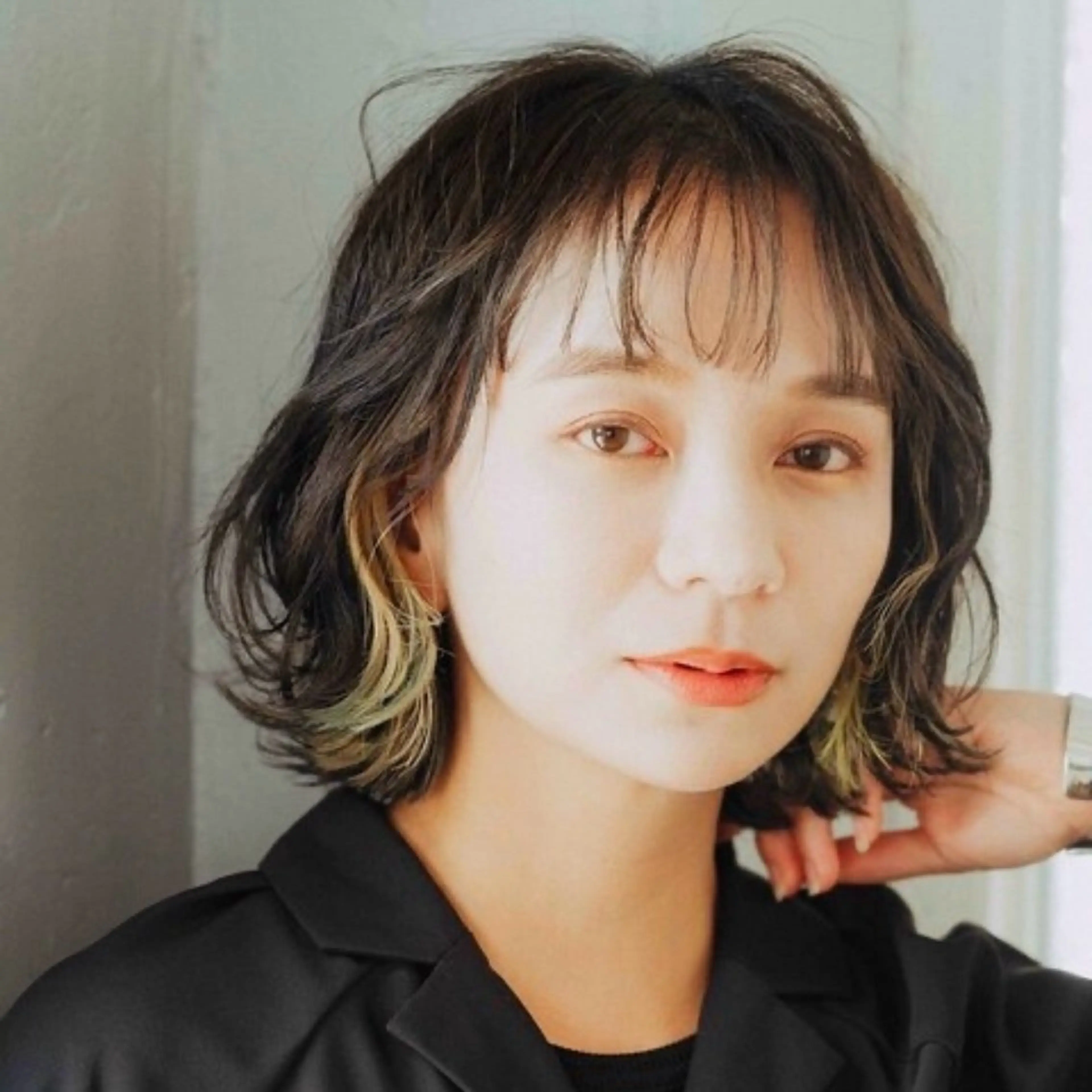 ミディアム カラー 似合わせショート/ ハイライト/我如古のヘアスタイル