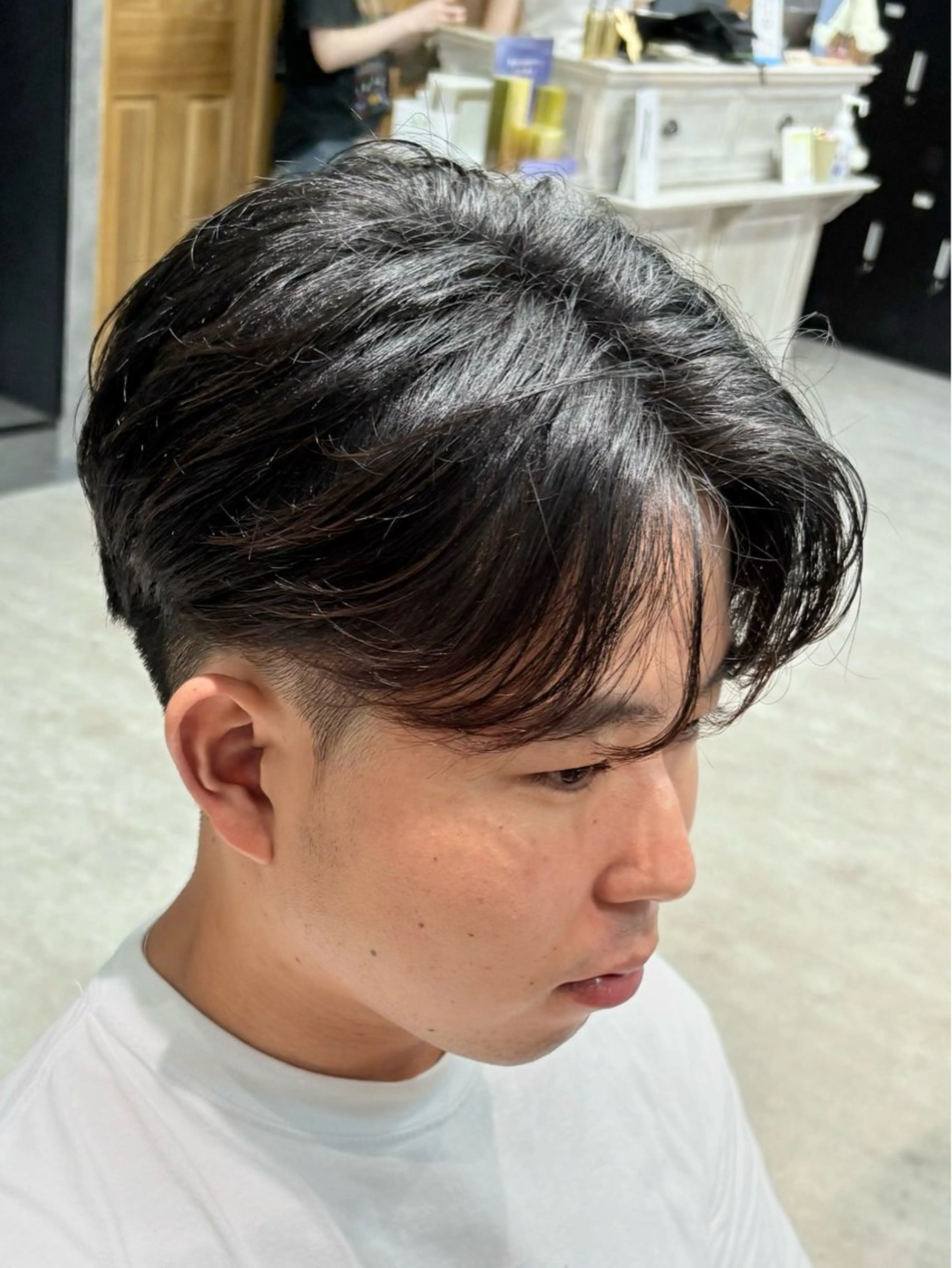 【人気Ｎｏ．5/MEN'S限定】縮毛矯正＋骨格矯正似合わせメンズカット¥15450の写真