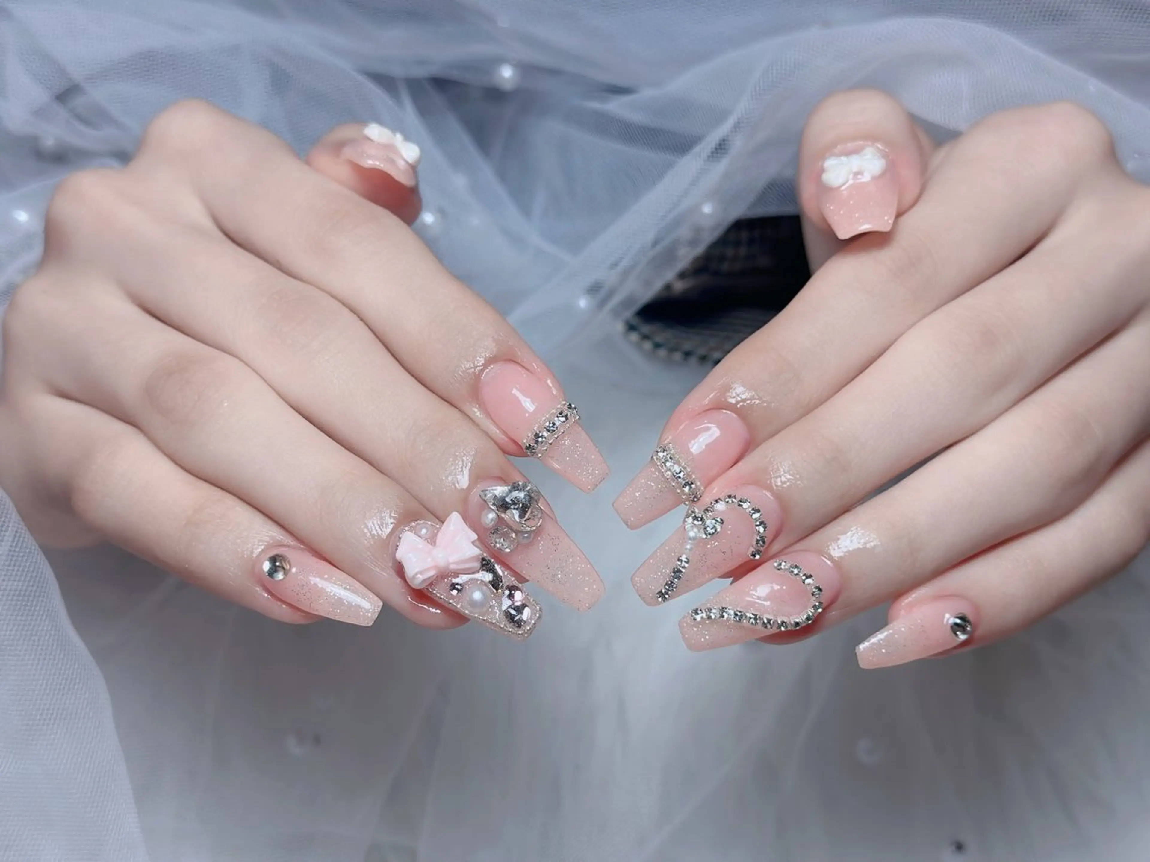 ネイル ピンク 春ネイル ハンドネイル Aimee Nail Studio所属・Aimee Nail Studioのネイルデザイン