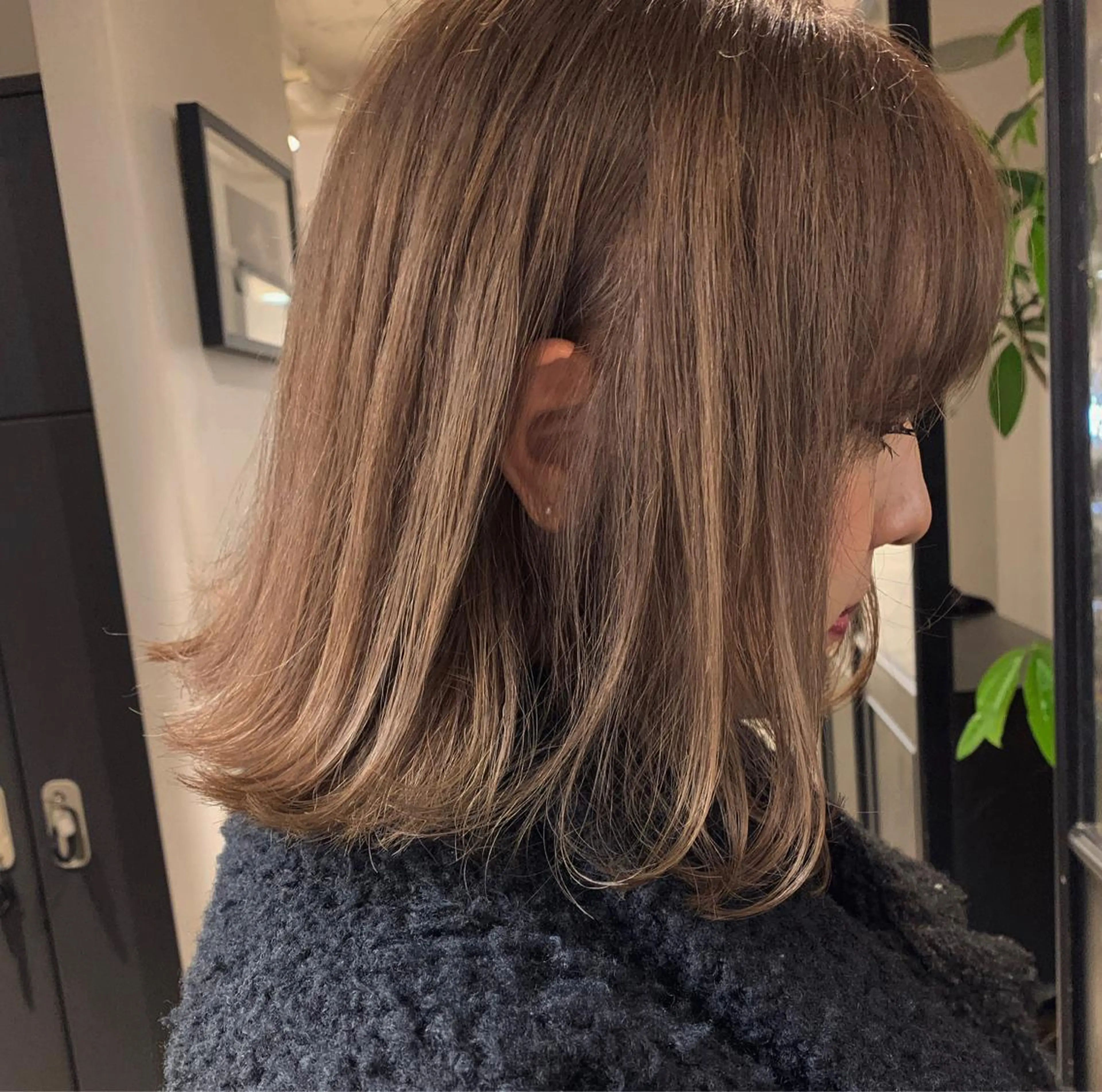 カラー ベージュカラー ブリーチ ケアブリーチ ミルクティーベージュ PALAN所属・ボブ　ショート 特化 迫田紘史のヘアスタイル