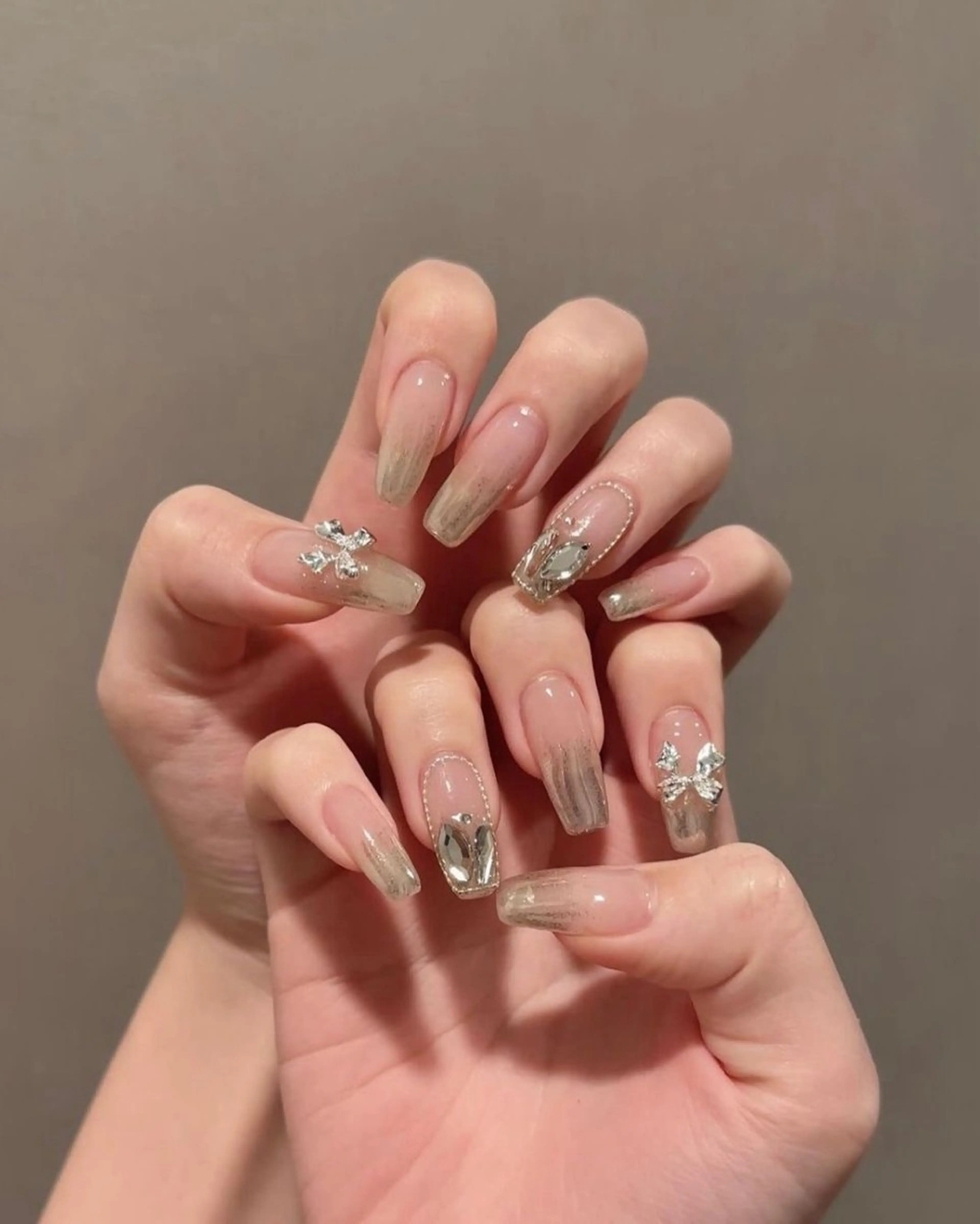 ネイル 韓国ネイル ワンホンネイル ハンドネイル ハンドケア Chang _Nailのネイルデザイン