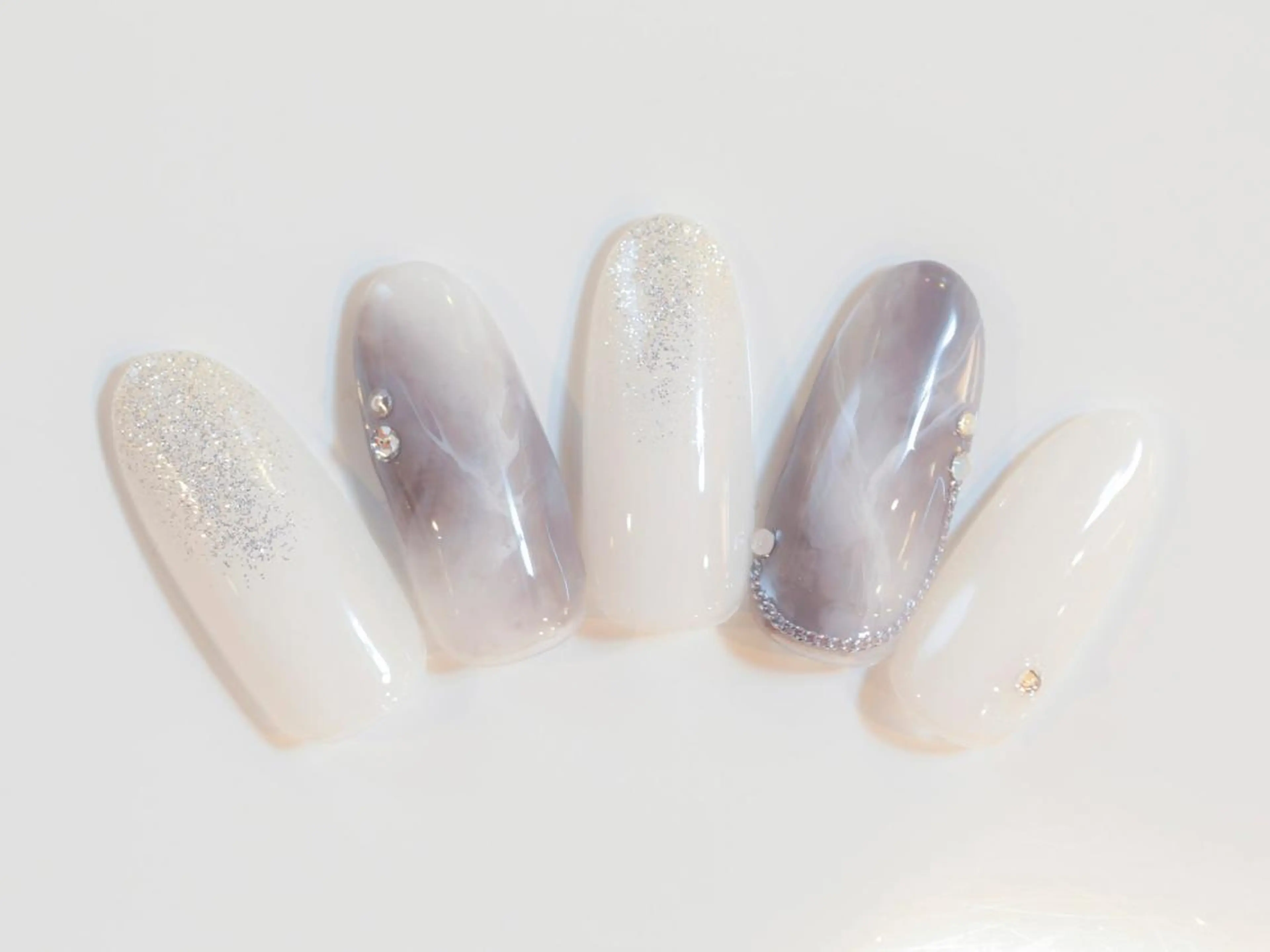 ネイル 大理石ネイル(マーブル) ニュアンスネイル ハンドネイル Protea ❁⃘*.ﾟ清家 美穂のネイルデザイン