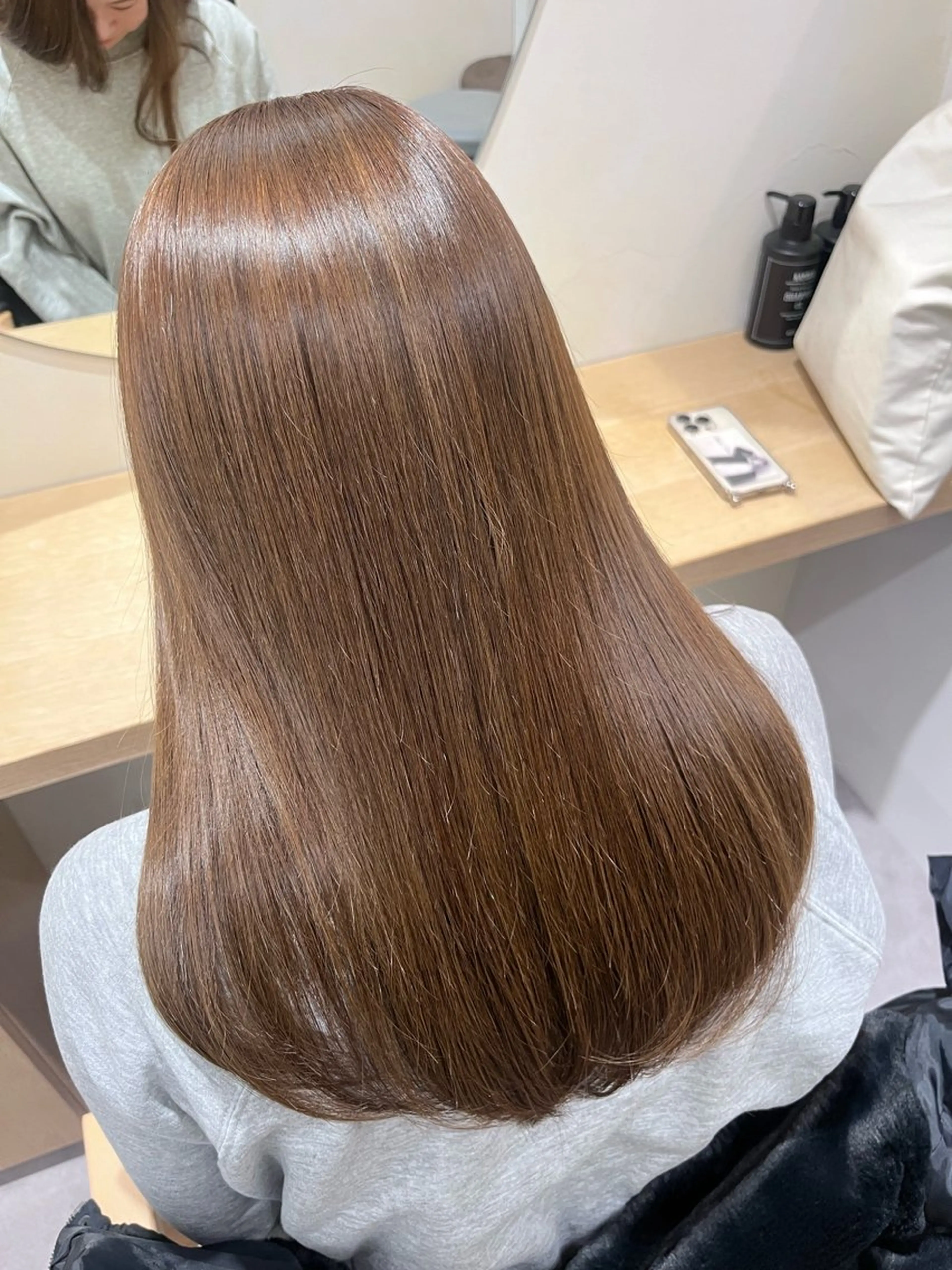 セミロング カラー アッシュ ベージュカラー kato himariのヘアスタイル