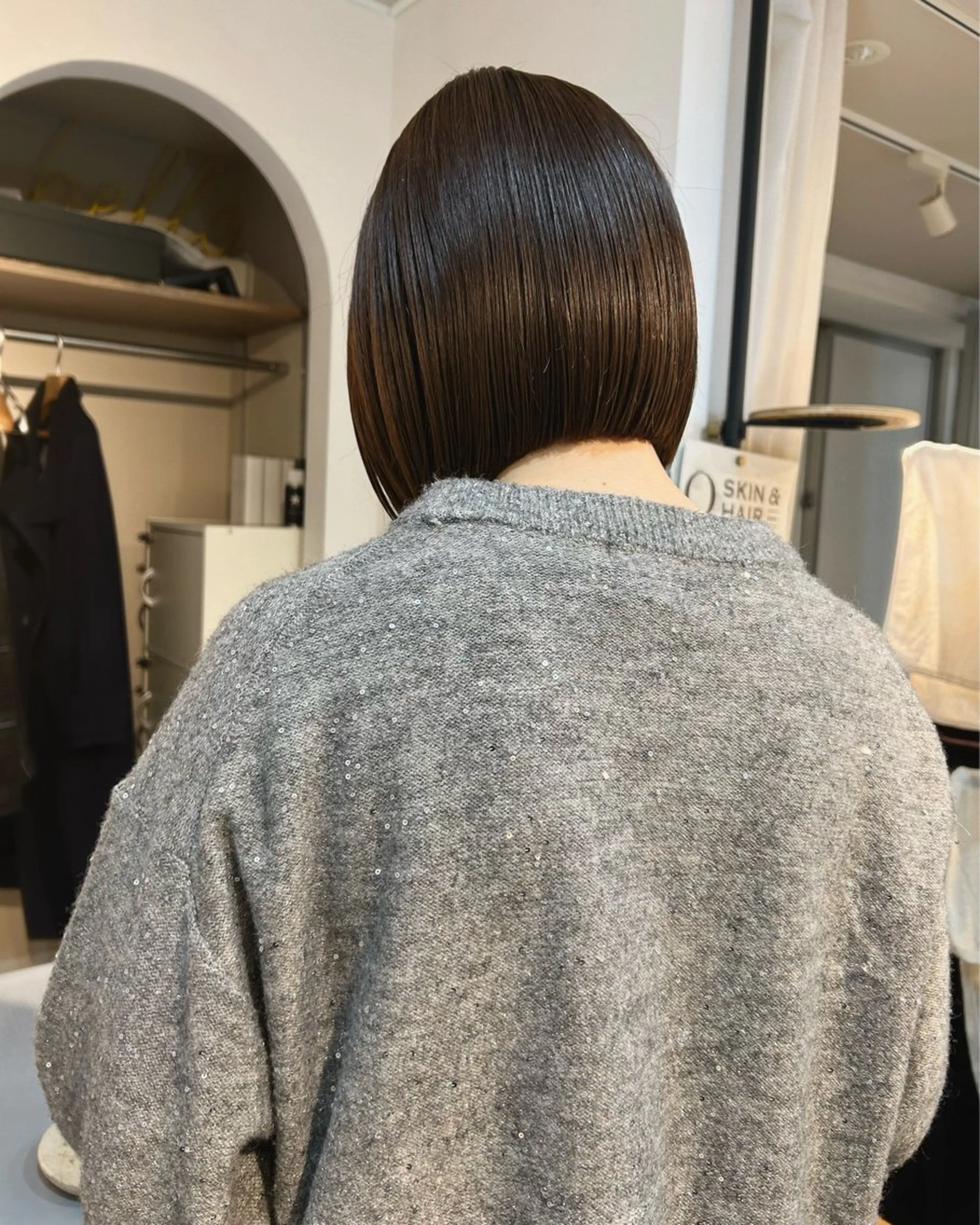 【広がりが気になる方へ】プレミアムケア縮毛矯正+ボブカット+ Aujuaフルトリートメント ¥19000の写真