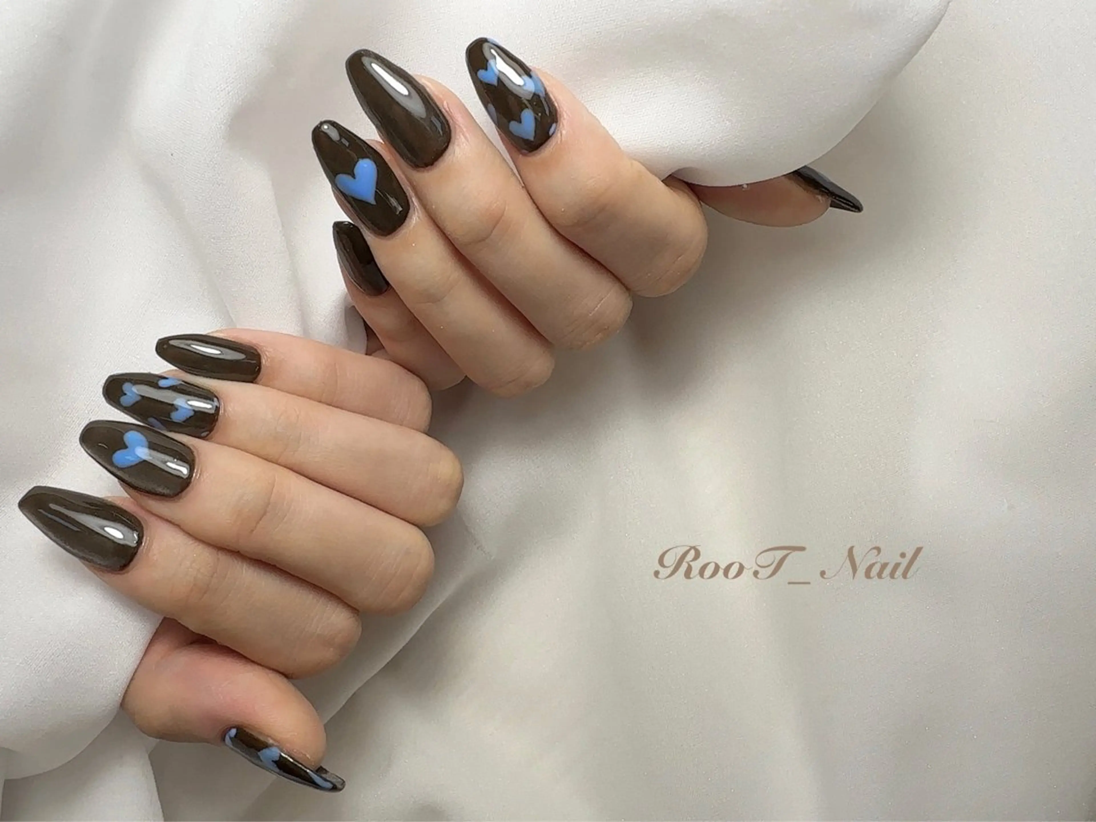 ネイル ブラウン ハンドネイル RooT Nailのネイルデザイン