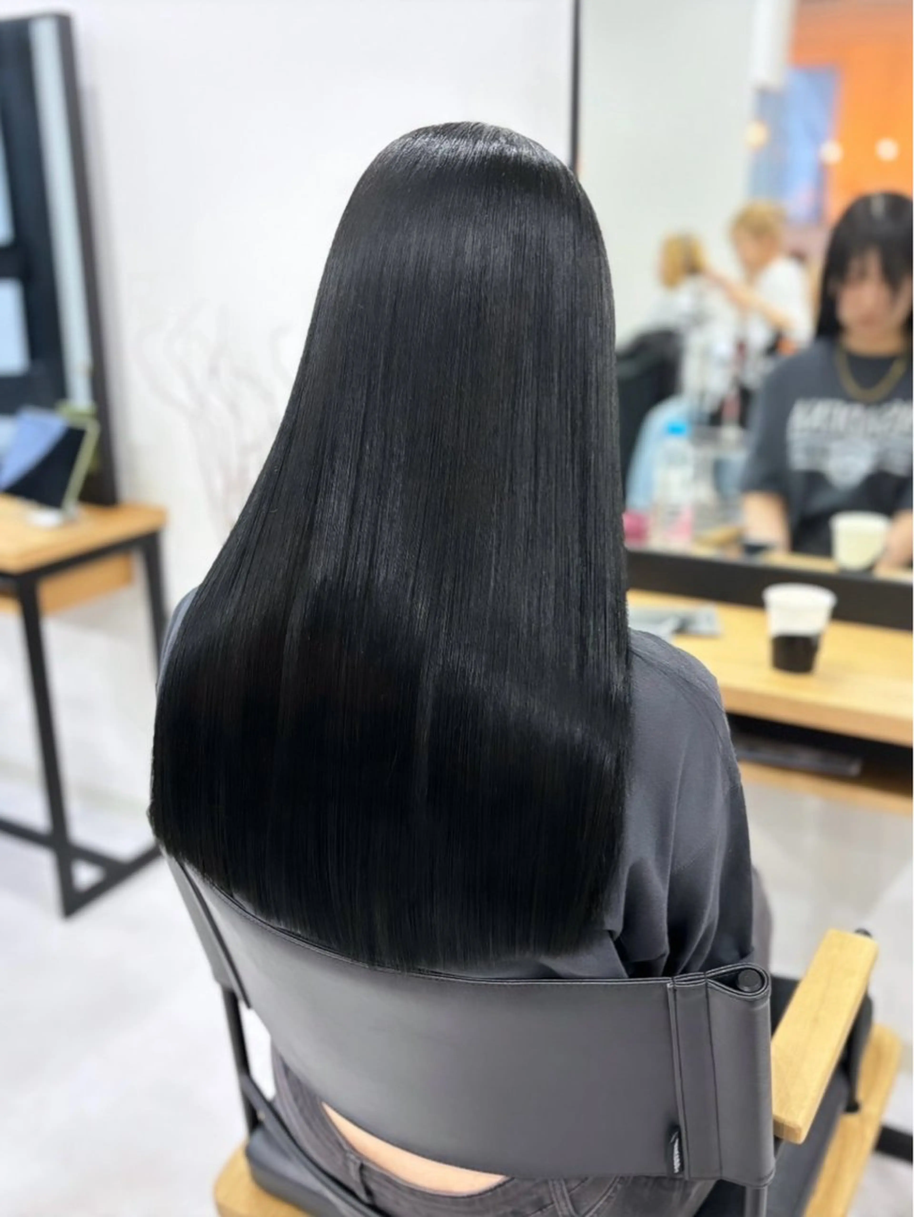 ロング ショートボブ ボブ ハイライト レイヤーカット 縮毛矯正 縮毛矯正 ULu. 岡山駅店 髪質改善トリートメント＆ハイトーンカラー所属・SUZU/岡山/矯正 ハイトーン/レイヤーのヘアスタイル