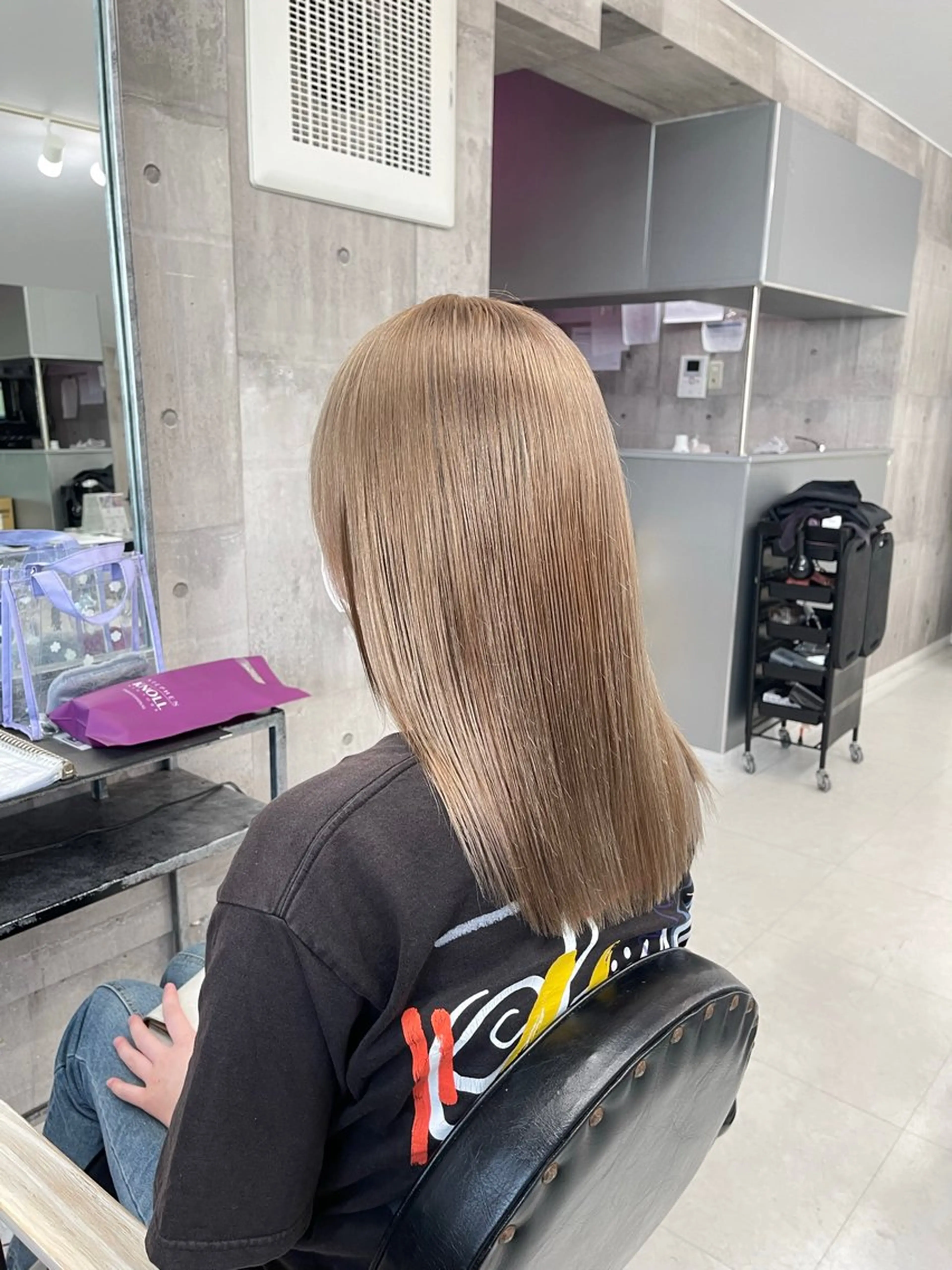 ミディアム カラー パーマ ヘアアレンジ メンズ キッズ レイヤーの魔術師 𓍼takumi𓍼のヘアスタイル