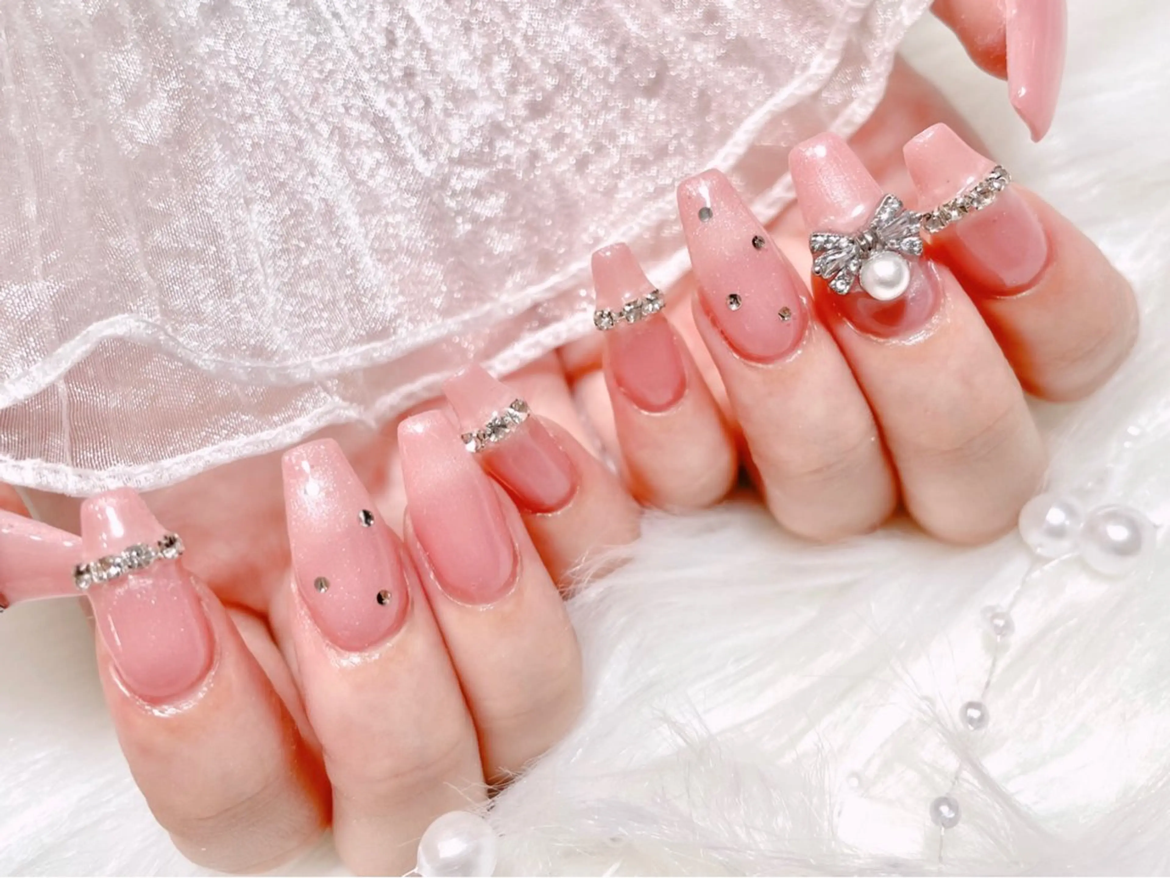 ネイル 長さ出し ロングネイル リボン ワンホンネイル ハンドネイル ゆりか ジョアアンジェ福島のネイルデザイン