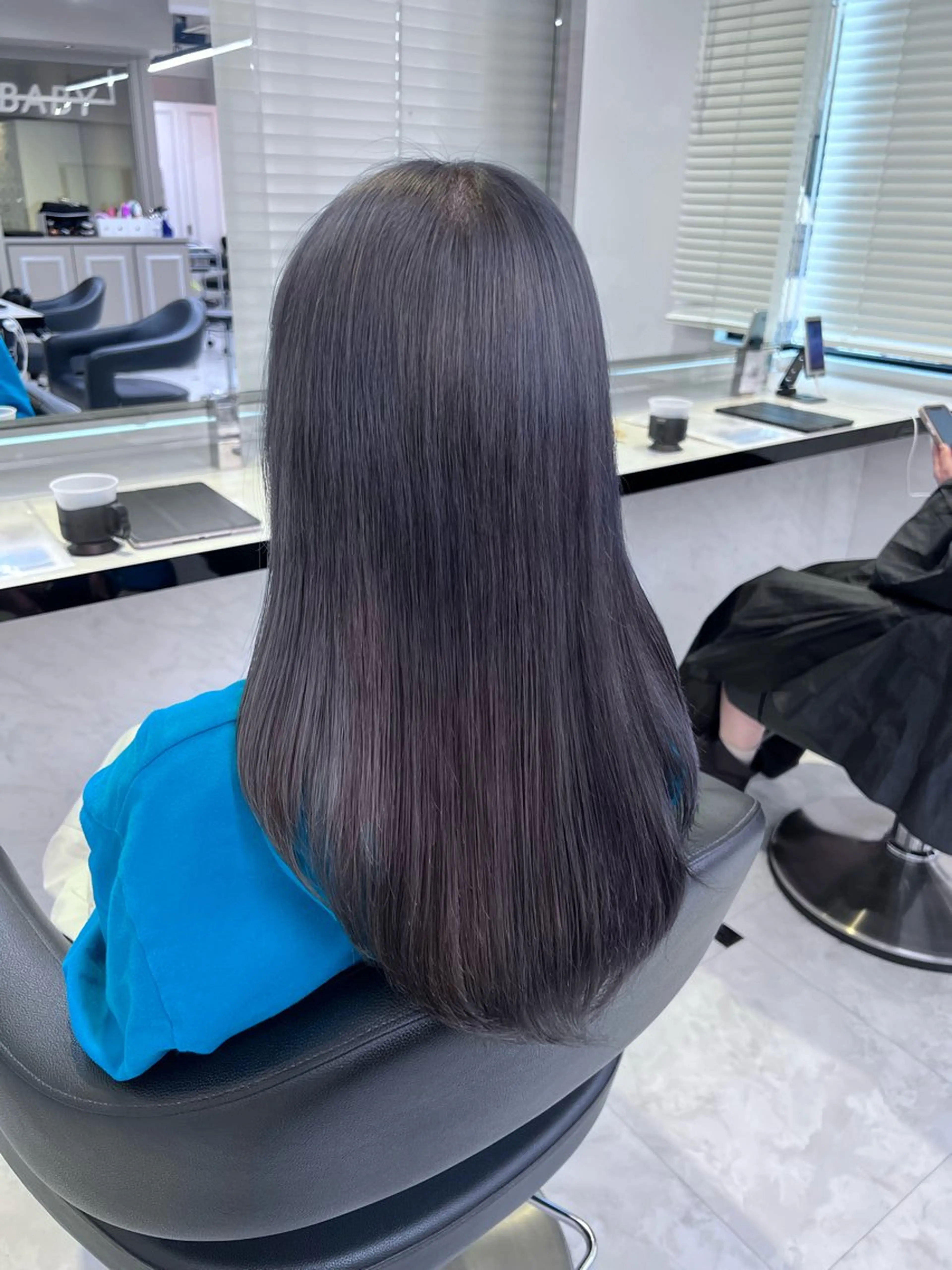 セミロング カラー ヘアアレンジ ヘアカラー トリートメント ヘッドスパ ヘアセット 💕上野美容師☁ ブリーチ💖サワのヘアスタイル