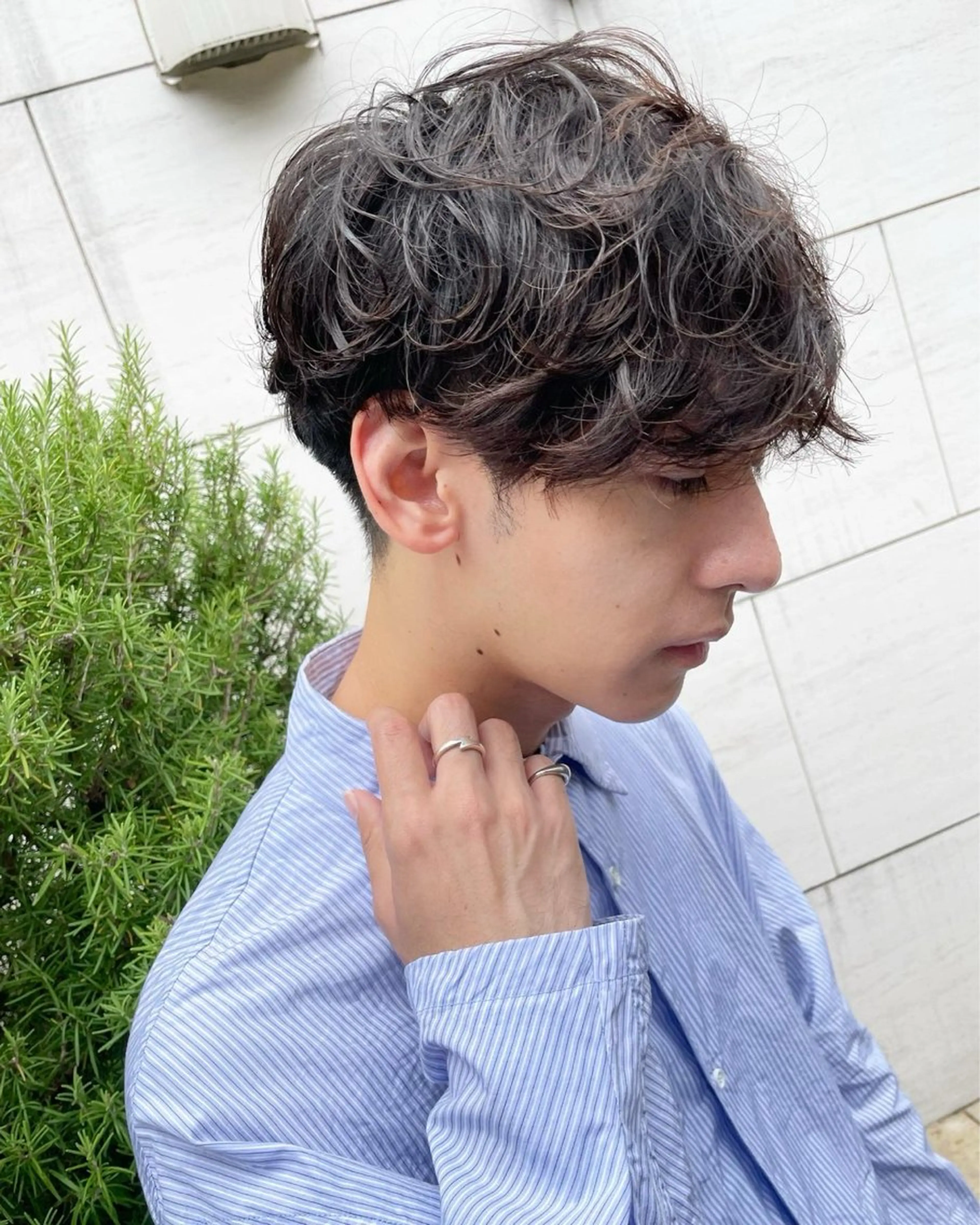 ショート カット パーマ yelm所属・🫒オリーブカラー ミディアムレイヤー✨のヘアスタイル