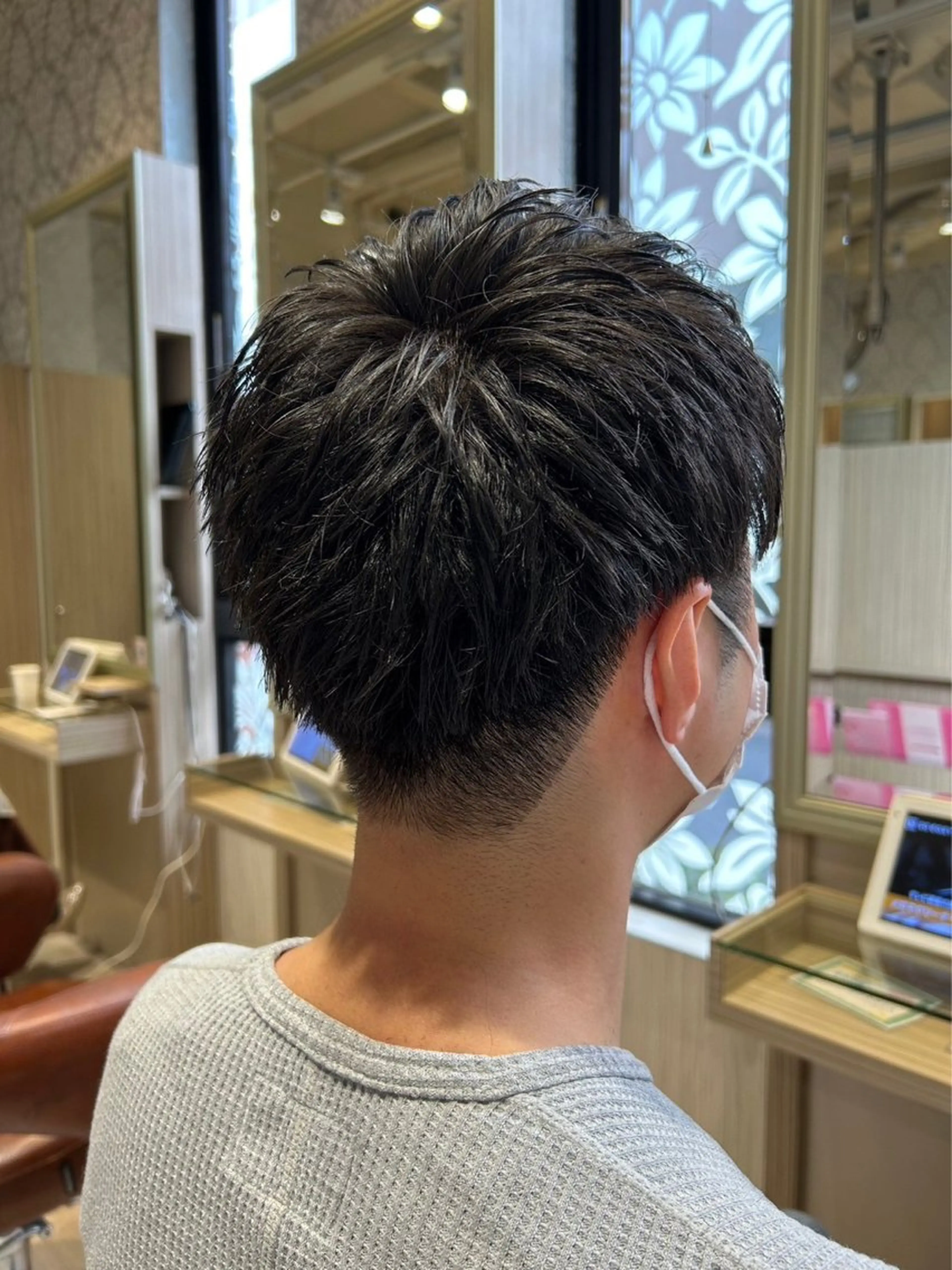 ショート メンズ vis fleur 日暮里所属・早坂 紅葉のヘアスタイル