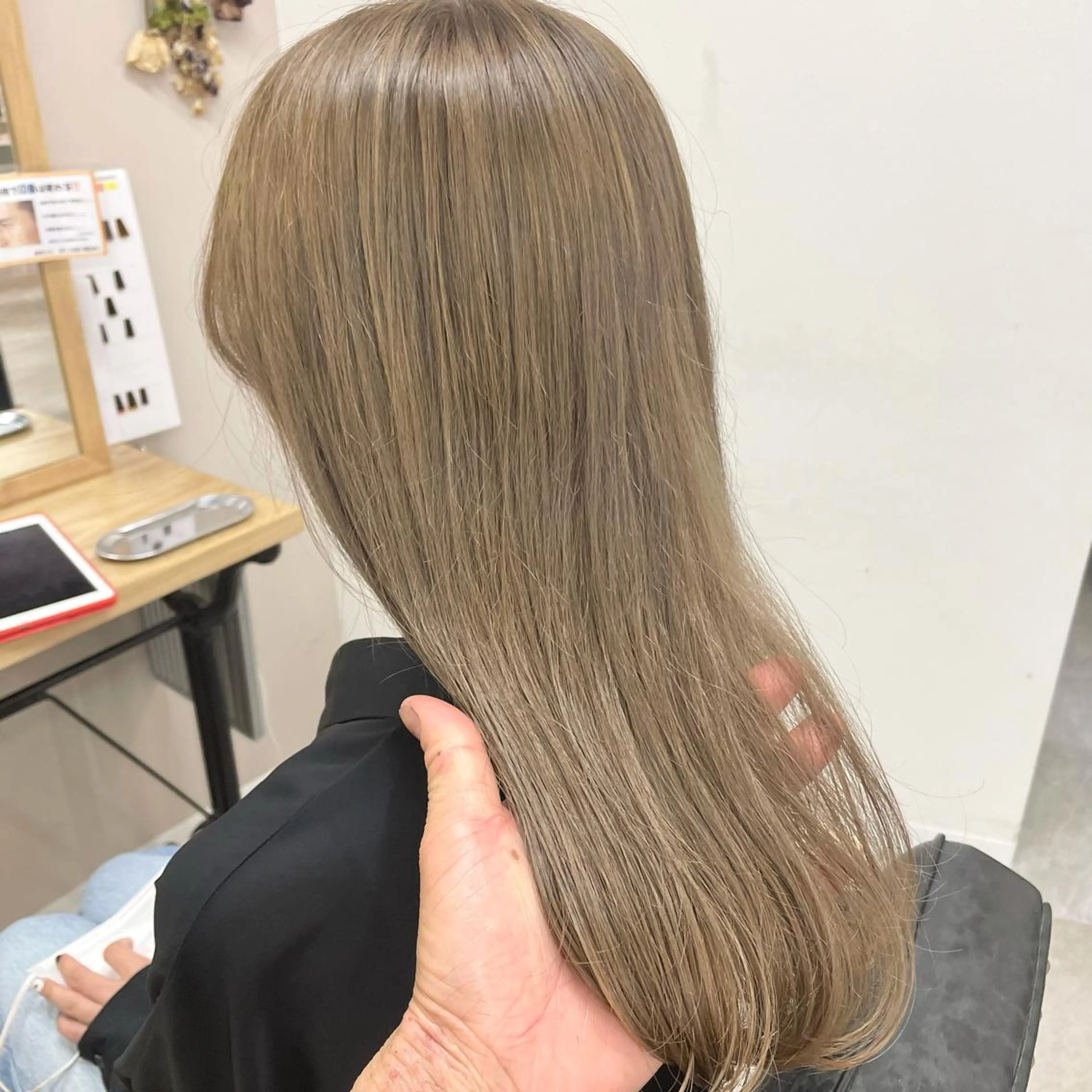 ミディアム カラー カット ヘアカラー 🔵暗髪 特化🔵 梅田・増田のヘアスタイル