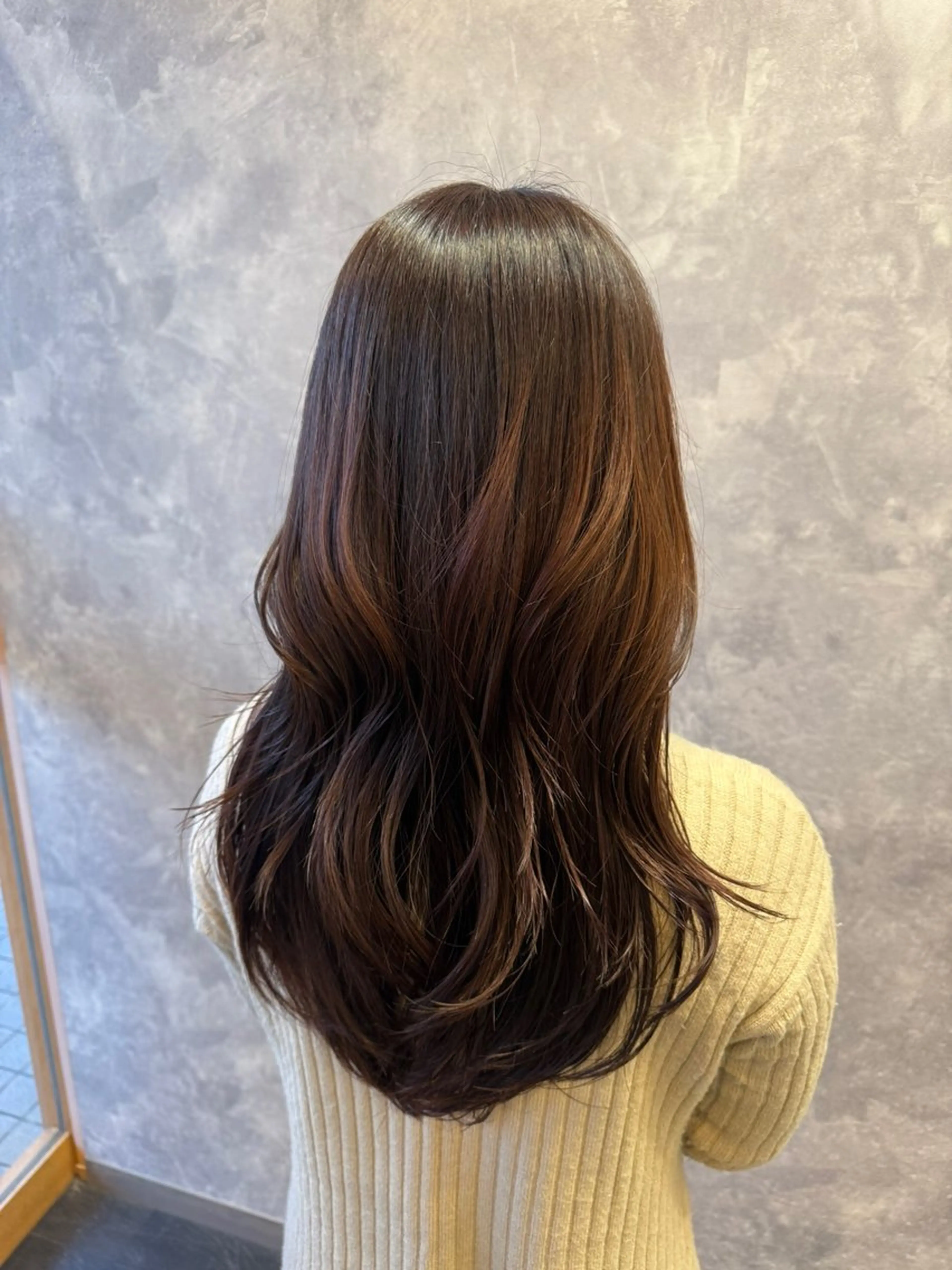 セミロング ピンクブラウン カット ヘアカラー トリートメント 宮崎 風花のヘアスタイル