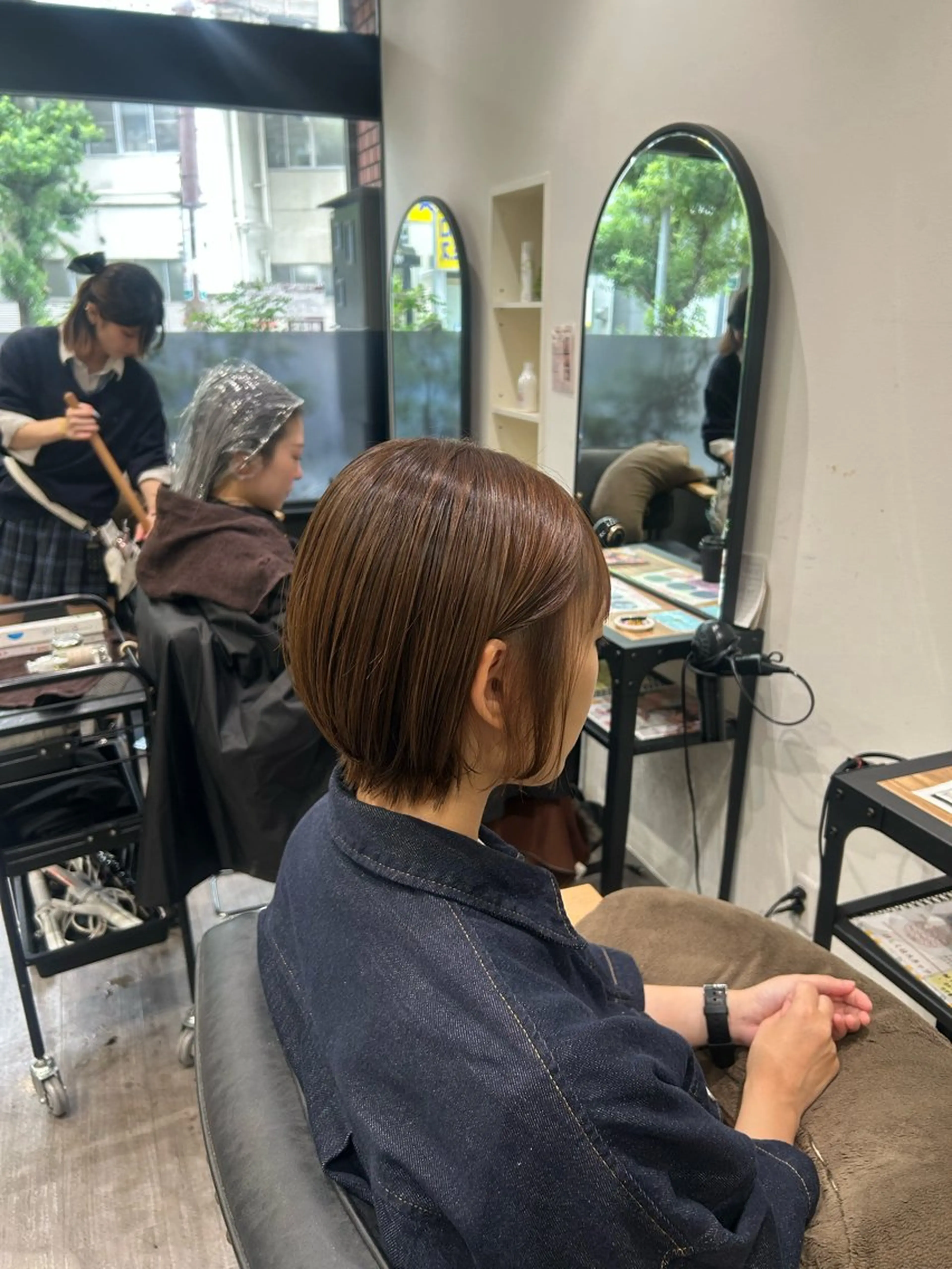 ショート カラー 透明感カラー グレージュ ボブ カット ヘアカラー トリートメント cocotte 💟草間紫音💟のヘアスタイル