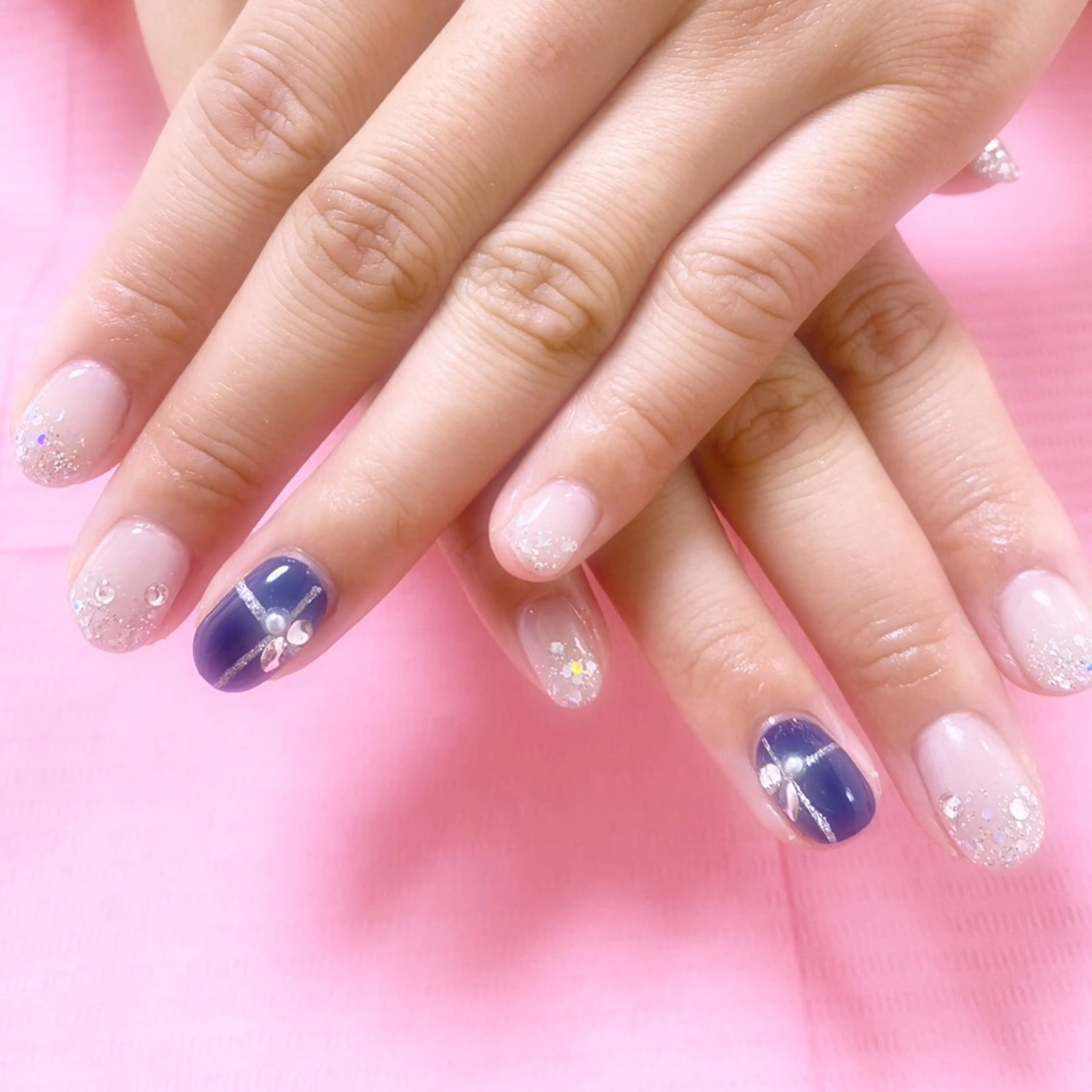 ネイル ハンドネイル 梅島のネイル屋さん所属・梅島の ネイル屋さんのネイルデザイン