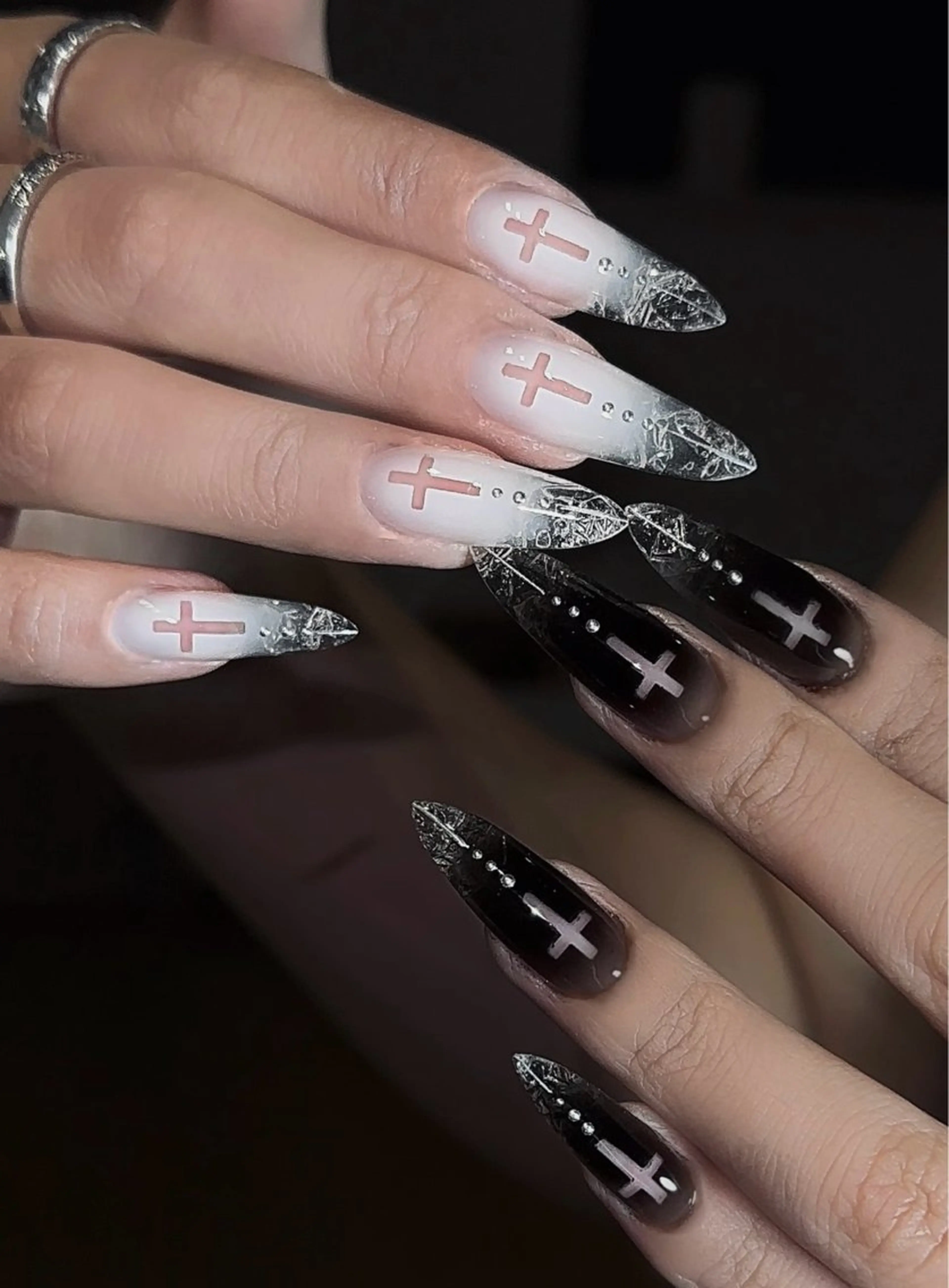 ネイル アートネイル ジェルネイル ハロウィン 韓国ネイル オフィスネイル ハンドネイル iNEKO所属・Lee Leeのネイルデザイン